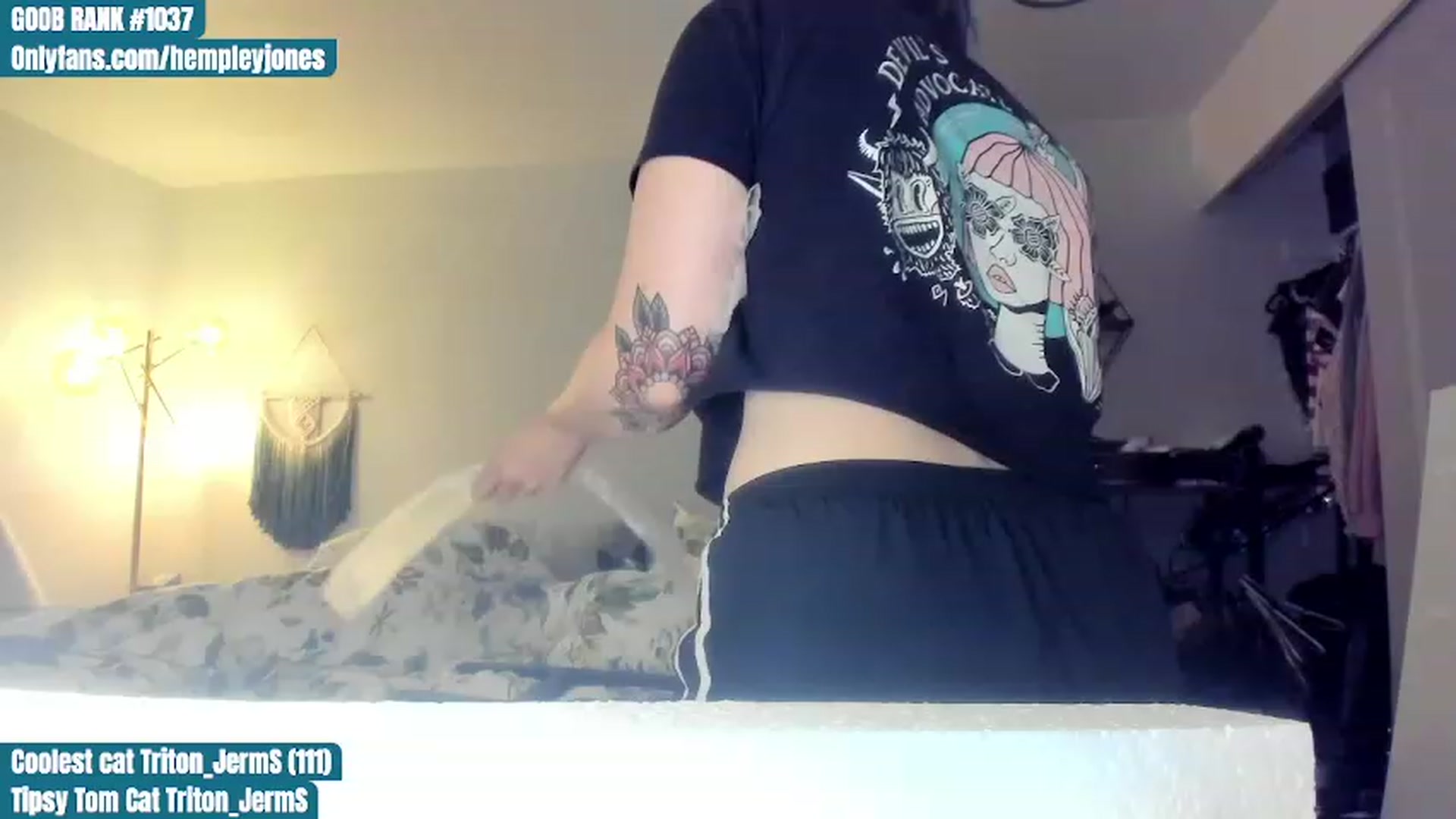 Gallery image thumbnail from Hemppopotamus's myfreecams stream on, 07/01/2023, 24:00 image 13 of 20