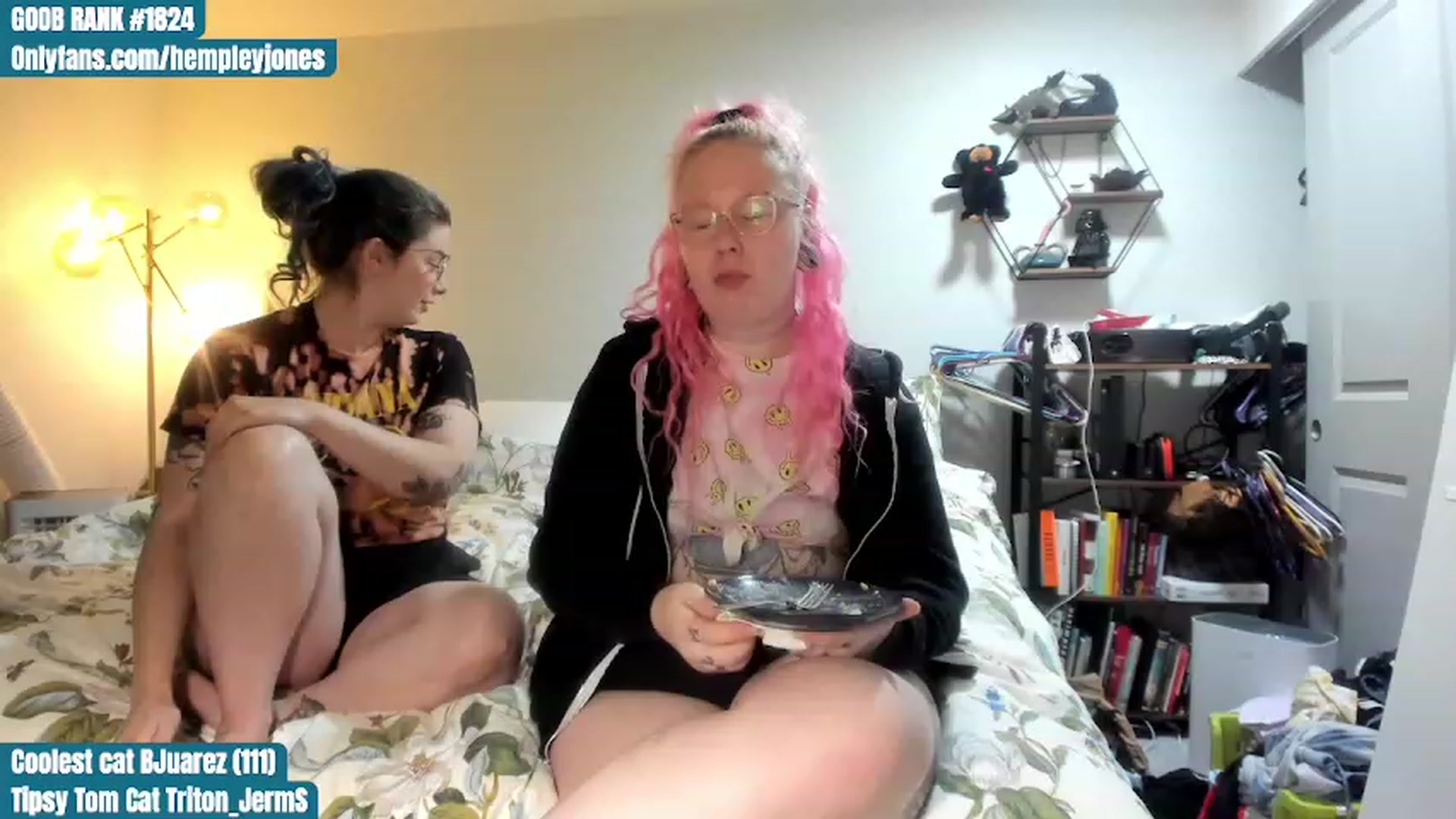 Gallery image thumbnail from Hemppopotamus's myfreecams stream on, 07/02/2023, 01:15 image 13 of 20