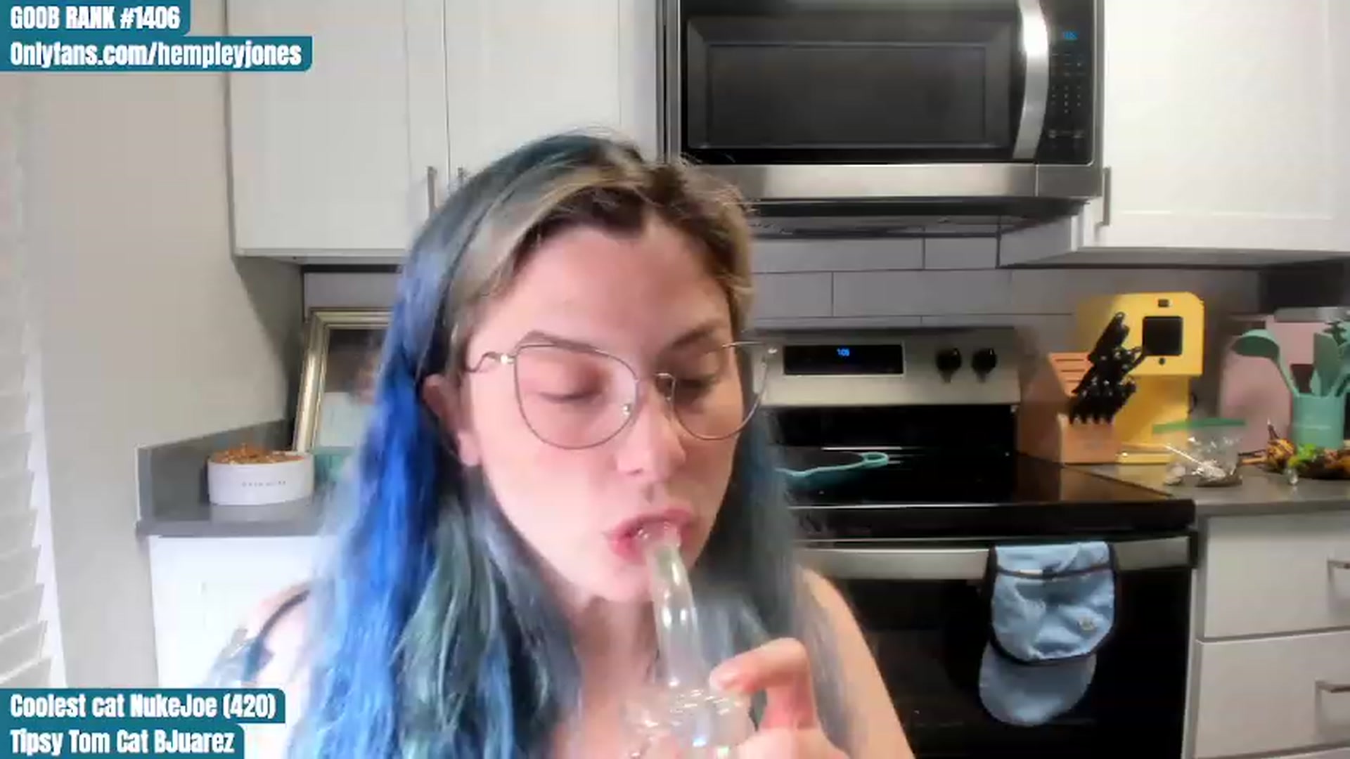 Gallery image thumbnail from Hemppopotamus's myfreecams stream on, 07/08/2023, 02:55 image 16 of 20