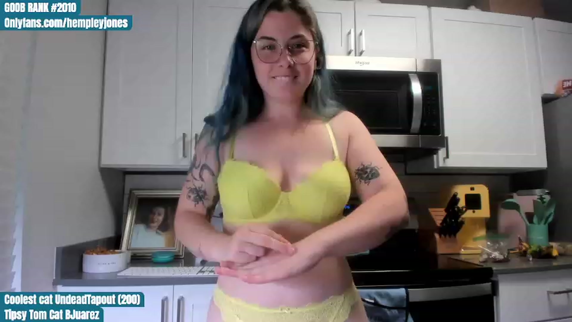 Gallery image thumbnail from Hemppopotamus's myfreecams stream on, 07/08/2023, 02:55 image 7 of 20