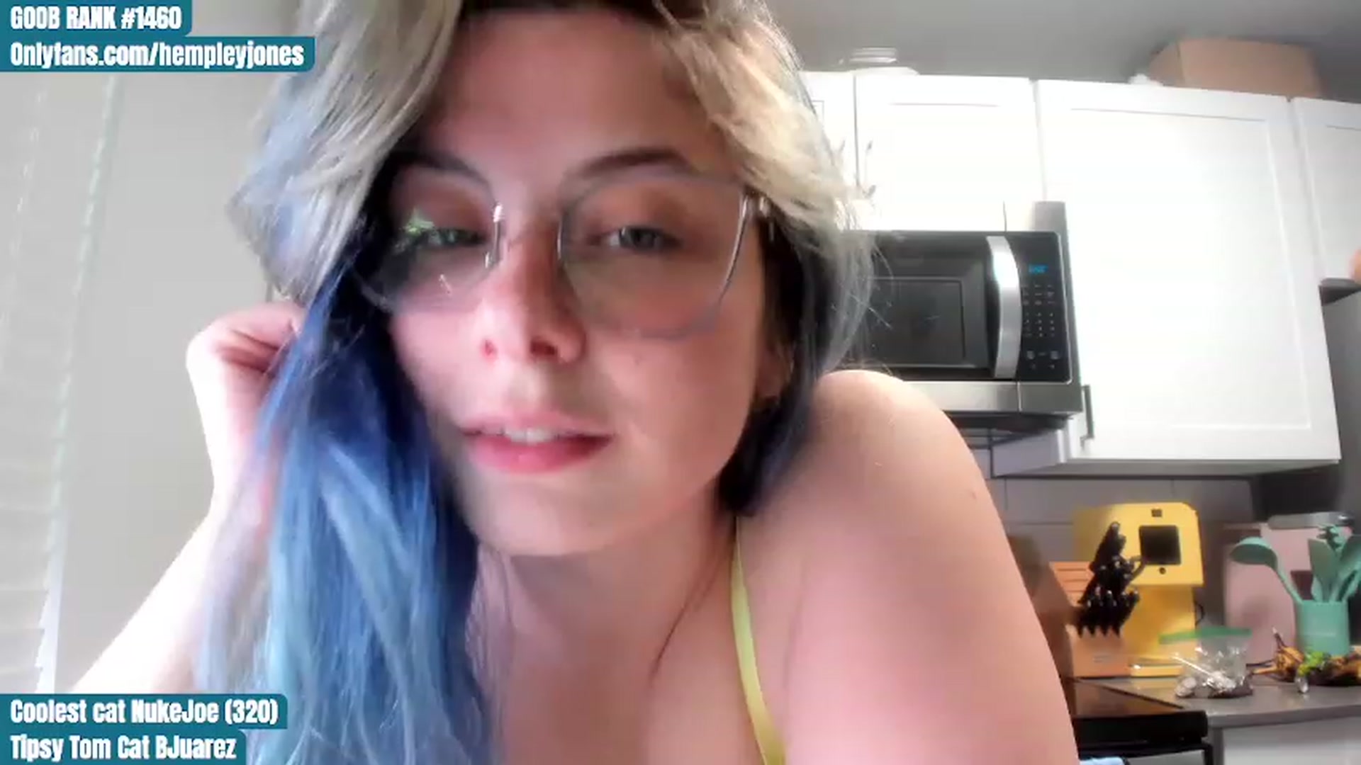 Gallery image thumbnail from Hemppopotamus's myfreecams stream on, 07/08/2023, 02:55 image 15 of 20