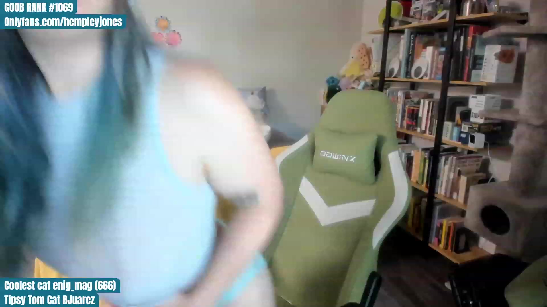 Gallery image thumbnail from Hemppopotamus's myfreecams stream on, 07/09/2023, 03:03 image 16 of 20