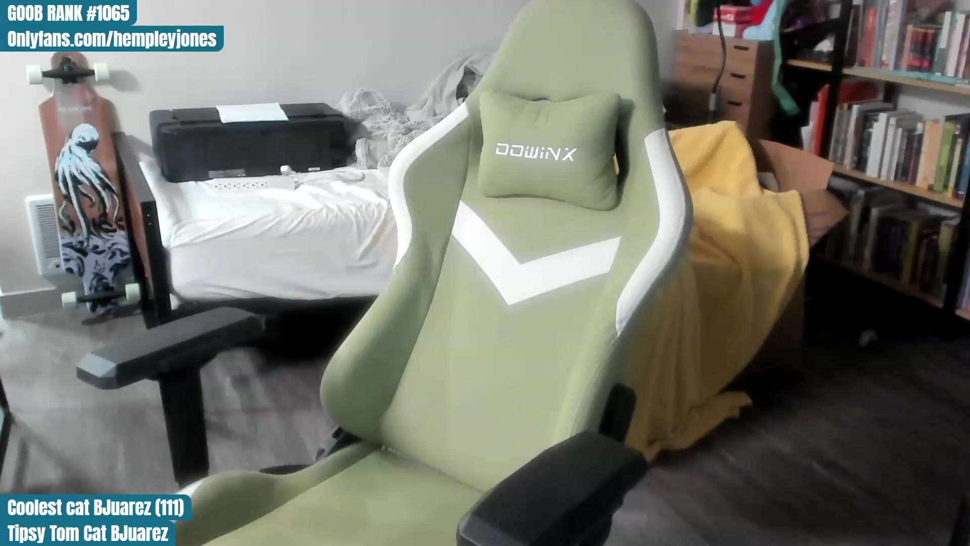 Gallery image thumbnail from Hemppopotamus's myfreecams stream on, 07/10/2023, 24:14 image 4 of 20