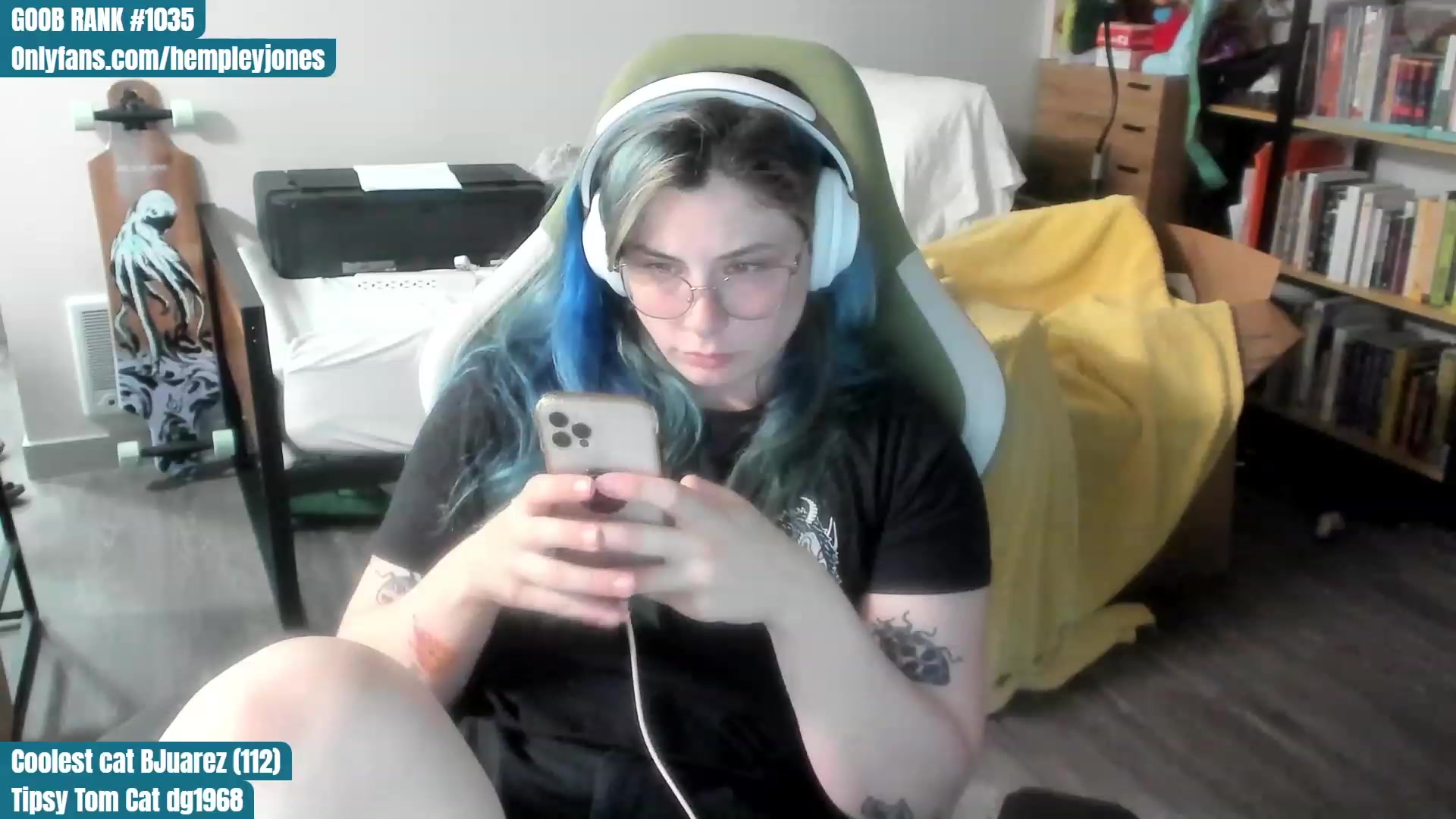 Gallery image thumbnail from Hemppopotamus's myfreecams stream on, 07/10/2023, 24:14 image 12 of 20