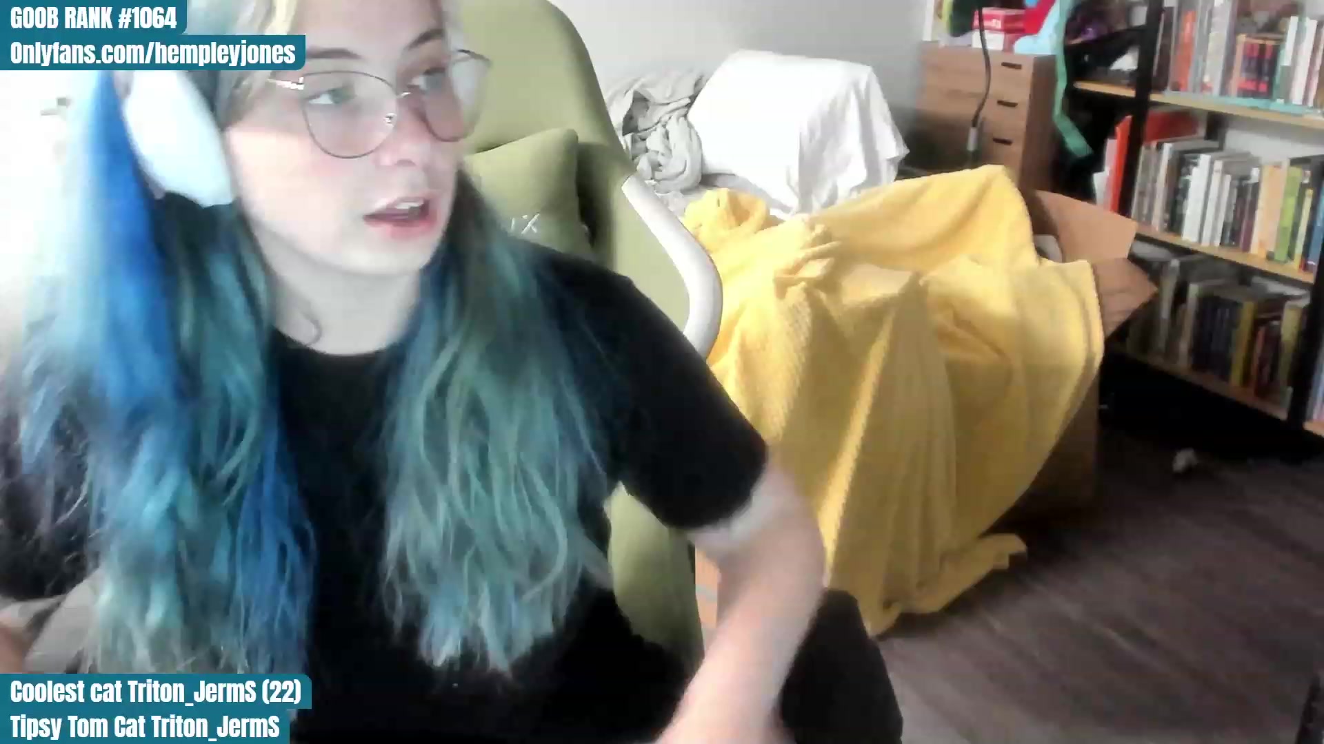 Gallery image thumbnail from Hemppopotamus's myfreecams stream on, 07/10/2023, 24:14 image 3 of 20