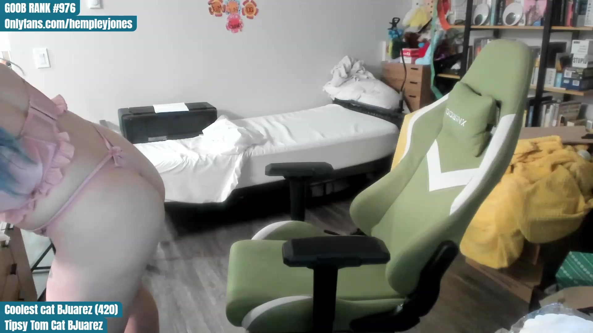 Gallery image thumbnail from Hemppopotamus's myfreecams stream on, 07/10/2023, 24:53 image 4 of 20