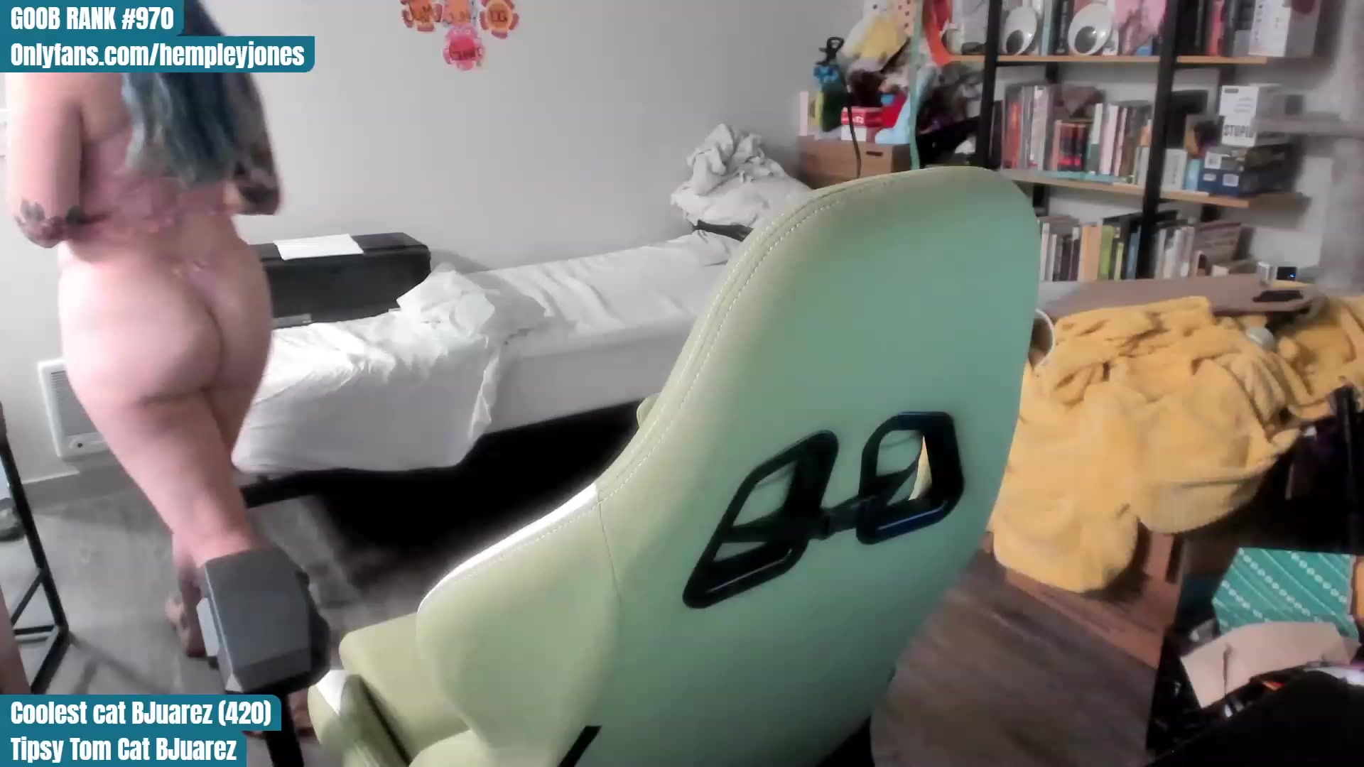 Gallery image thumbnail from Hemppopotamus's myfreecams stream on, 07/10/2023, 24:53 image 9 of 20