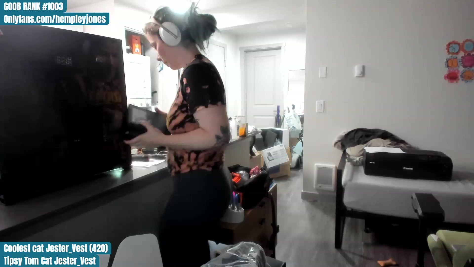 Gallery image thumbnail from Hemppopotamus's myfreecams stream on, 07/11/2023, 01:31 image 17 of 20