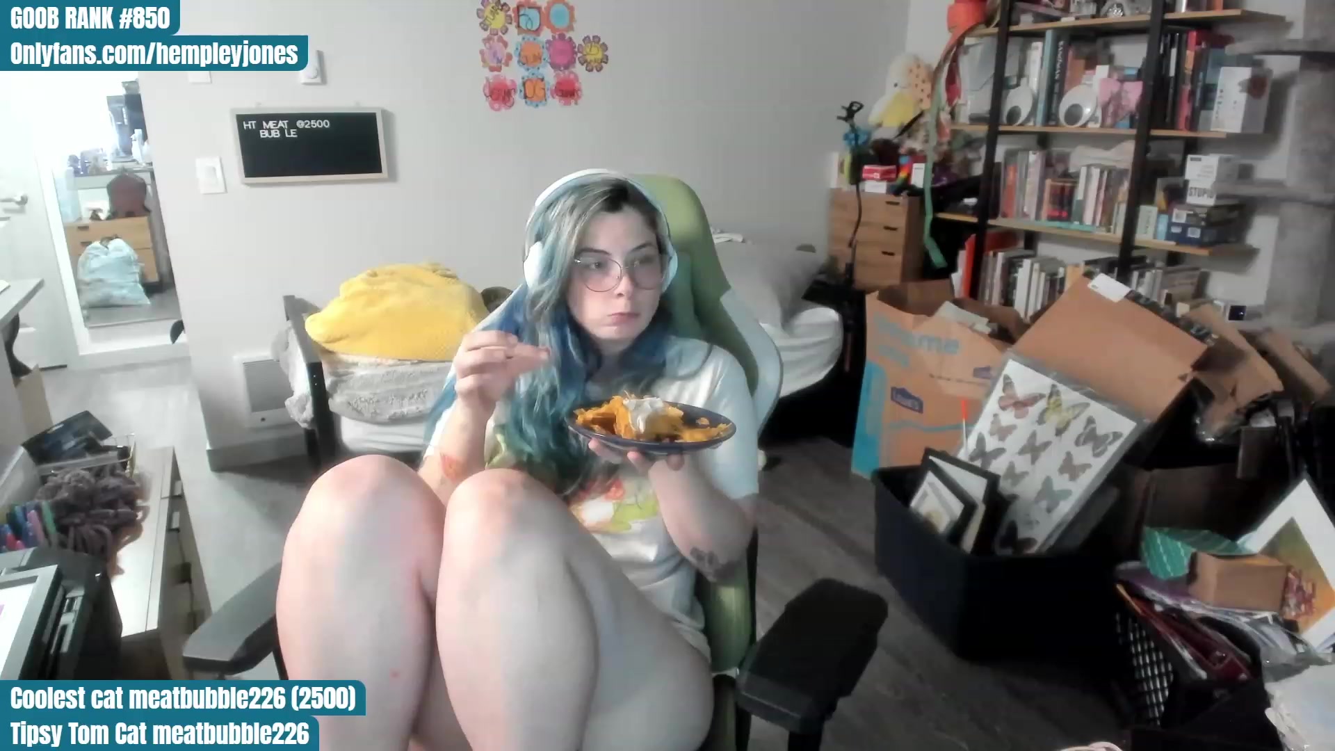 Gallery image thumbnail from Hemppopotamus's myfreecams stream on, 07/12/2023, 01:45 image 17 of 20