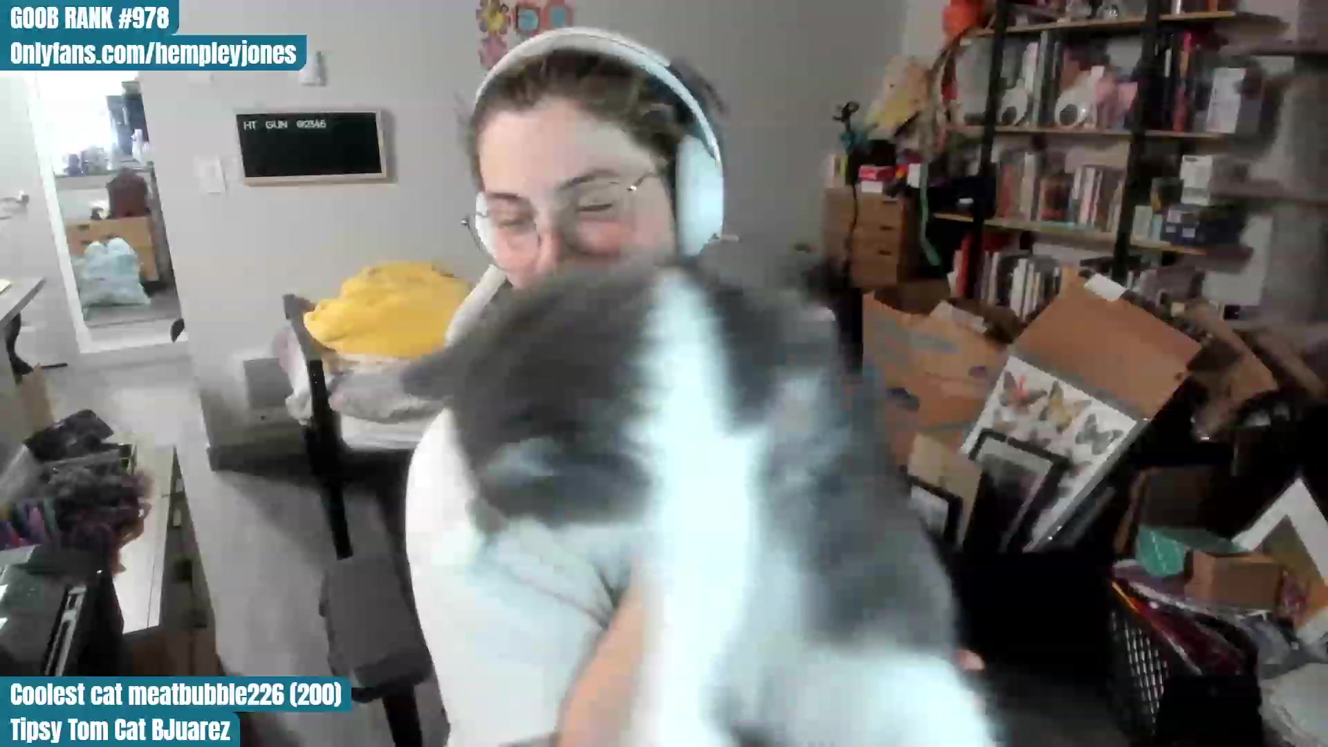 Gallery image thumbnail from Hemppopotamus's myfreecams stream on, 07/12/2023, 01:50 image 7 of 20