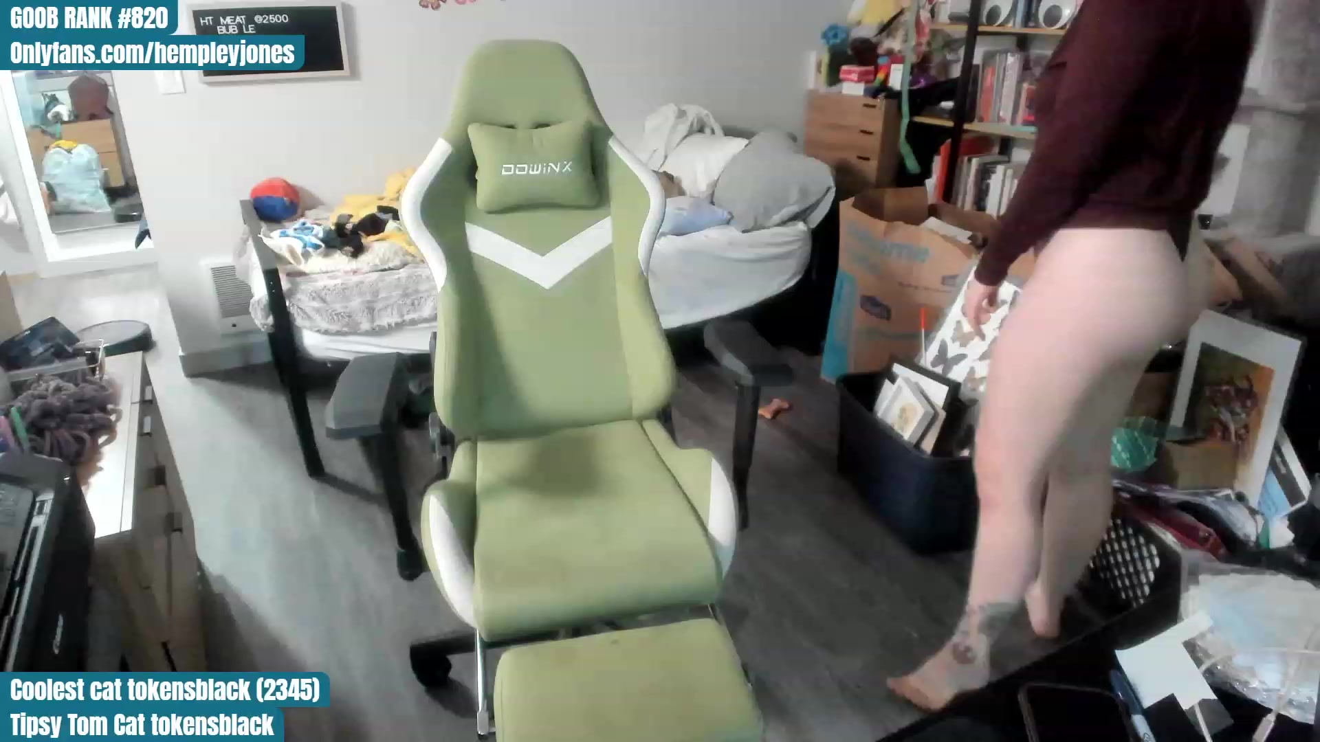 Gallery image thumbnail from Hemppopotamus's myfreecams stream on, 07/13/2023, 24:59 image 6 of 20