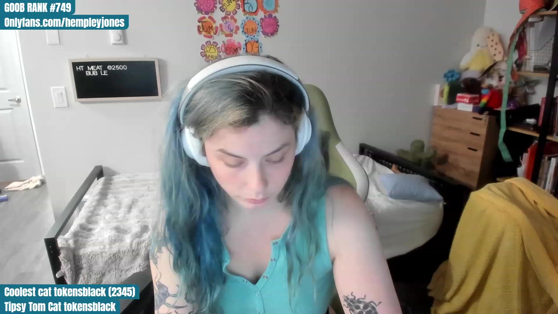 Gallery image thumbnail from Hemppopotamus's myfreecams stream on, 07/13/2023, 02:17 image 1 of 20