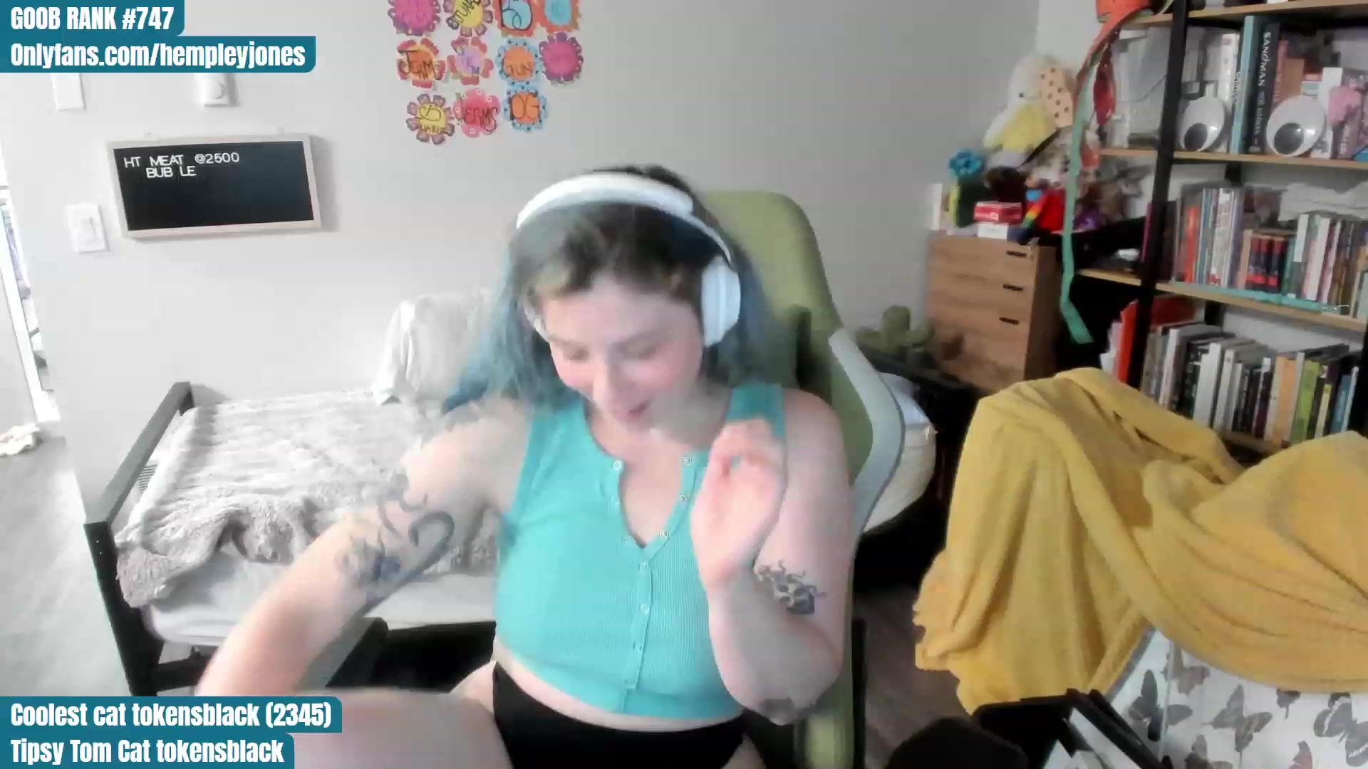 Gallery image thumbnail from Hemppopotamus's myfreecams stream on, 07/13/2023, 02:17 image 11 of 20