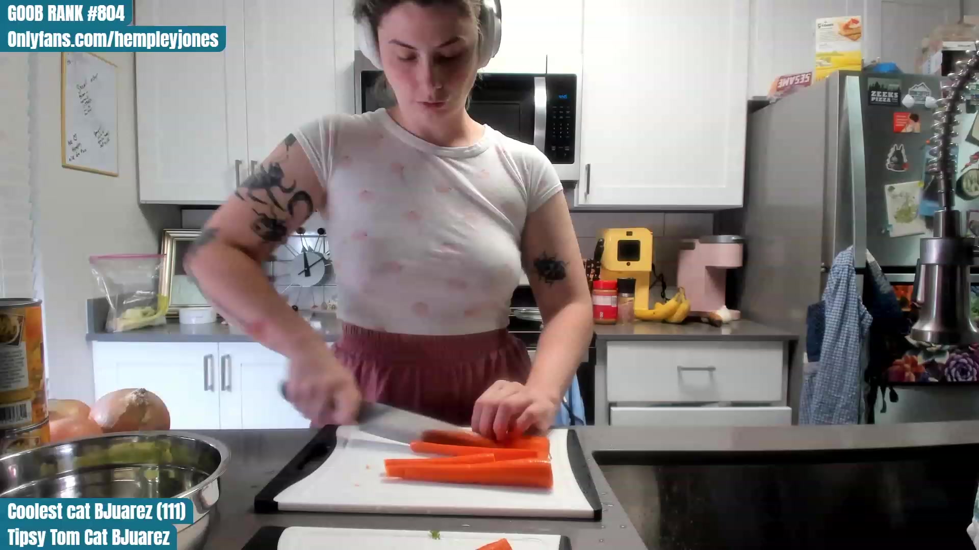 Gallery image thumbnail from Hemppopotamus's myfreecams stream on, 07/14/2023, 24:03 image 13 of 20