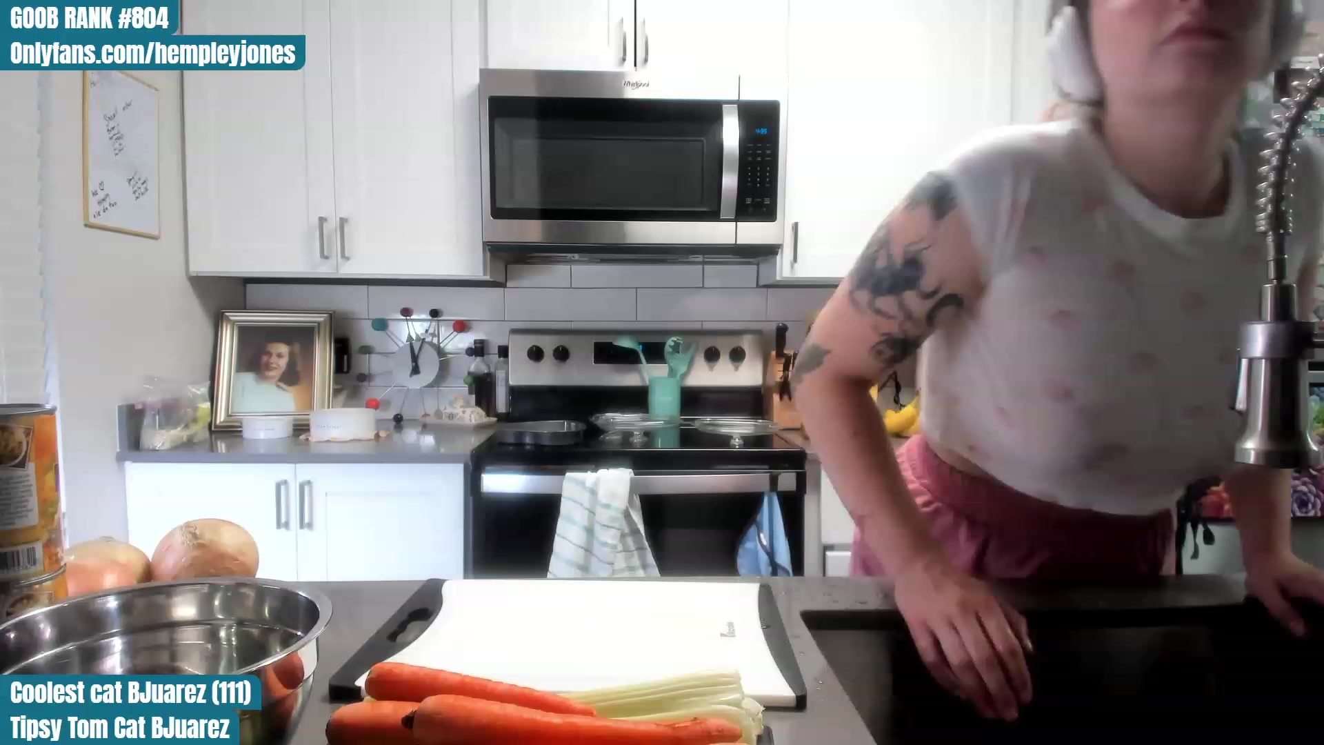 Gallery image thumbnail from Hemppopotamus's myfreecams stream on, 07/14/2023, 24:03 image 9 of 20