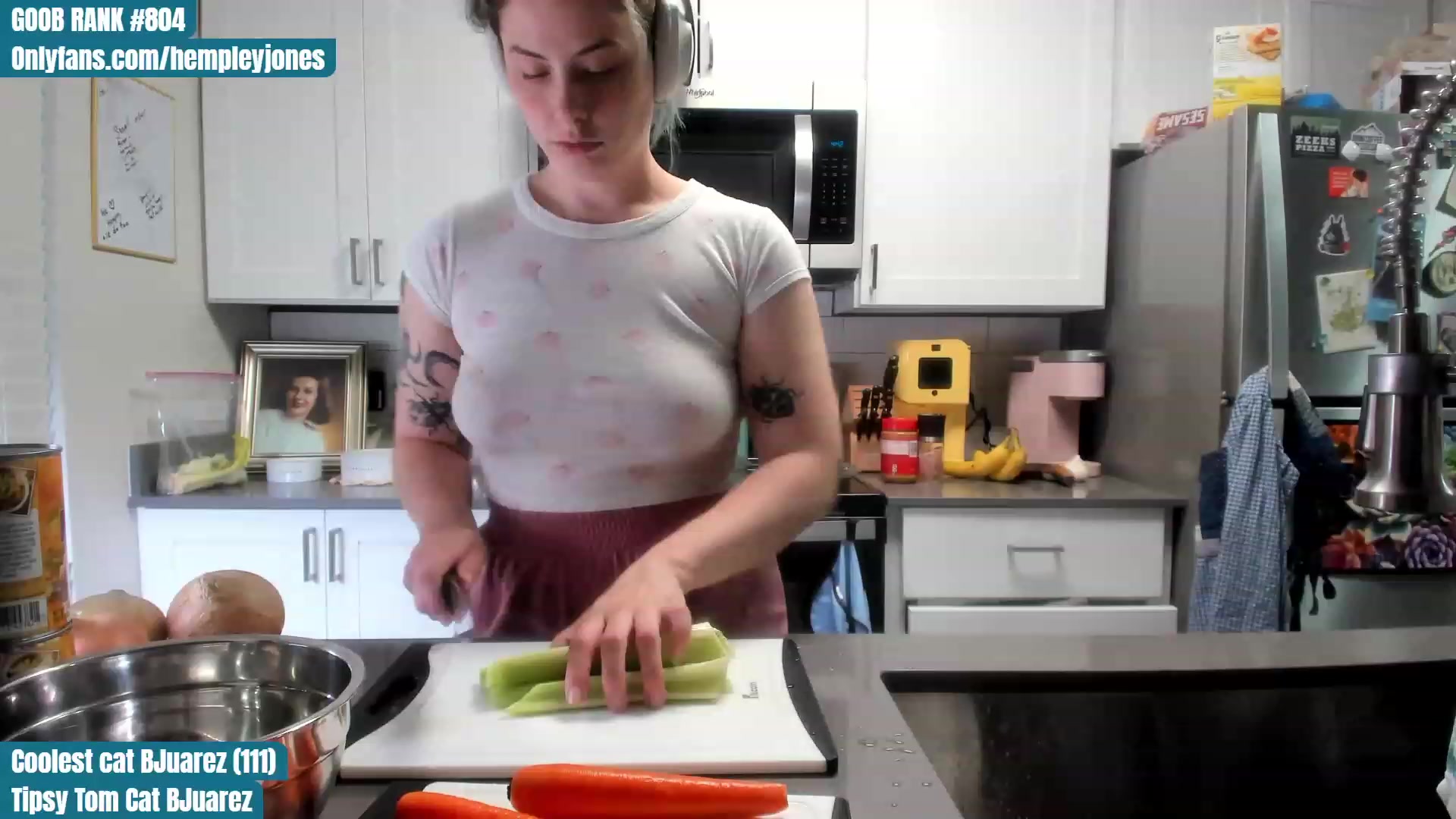 Gallery image thumbnail from Hemppopotamus's myfreecams stream on, 07/14/2023, 24:03 image 11 of 20