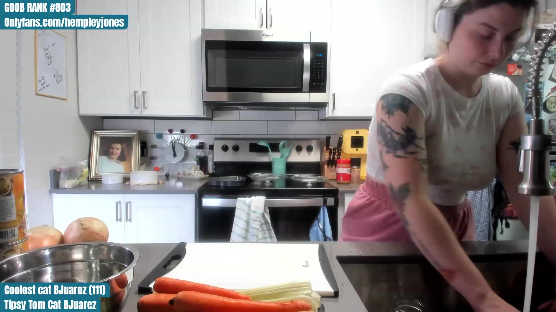 Gallery image thumbnail from Hemppopotamus's myfreecams stream on, 07/14/2023, 24:03 image 7 of 20