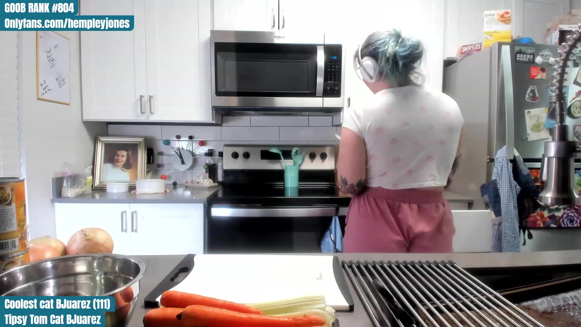 Gallery image thumbnail from Hemppopotamus's myfreecams stream on, 07/14/2023, 24:03 image 3 of 20