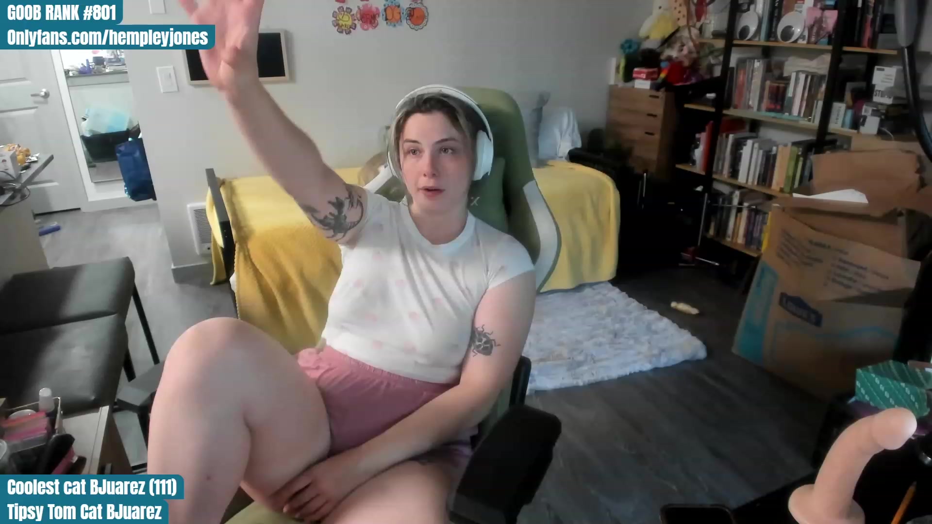 Gallery image thumbnail from Hemppopotamus's myfreecams stream on, 07/14/2023, 01:50 image 6 of 20