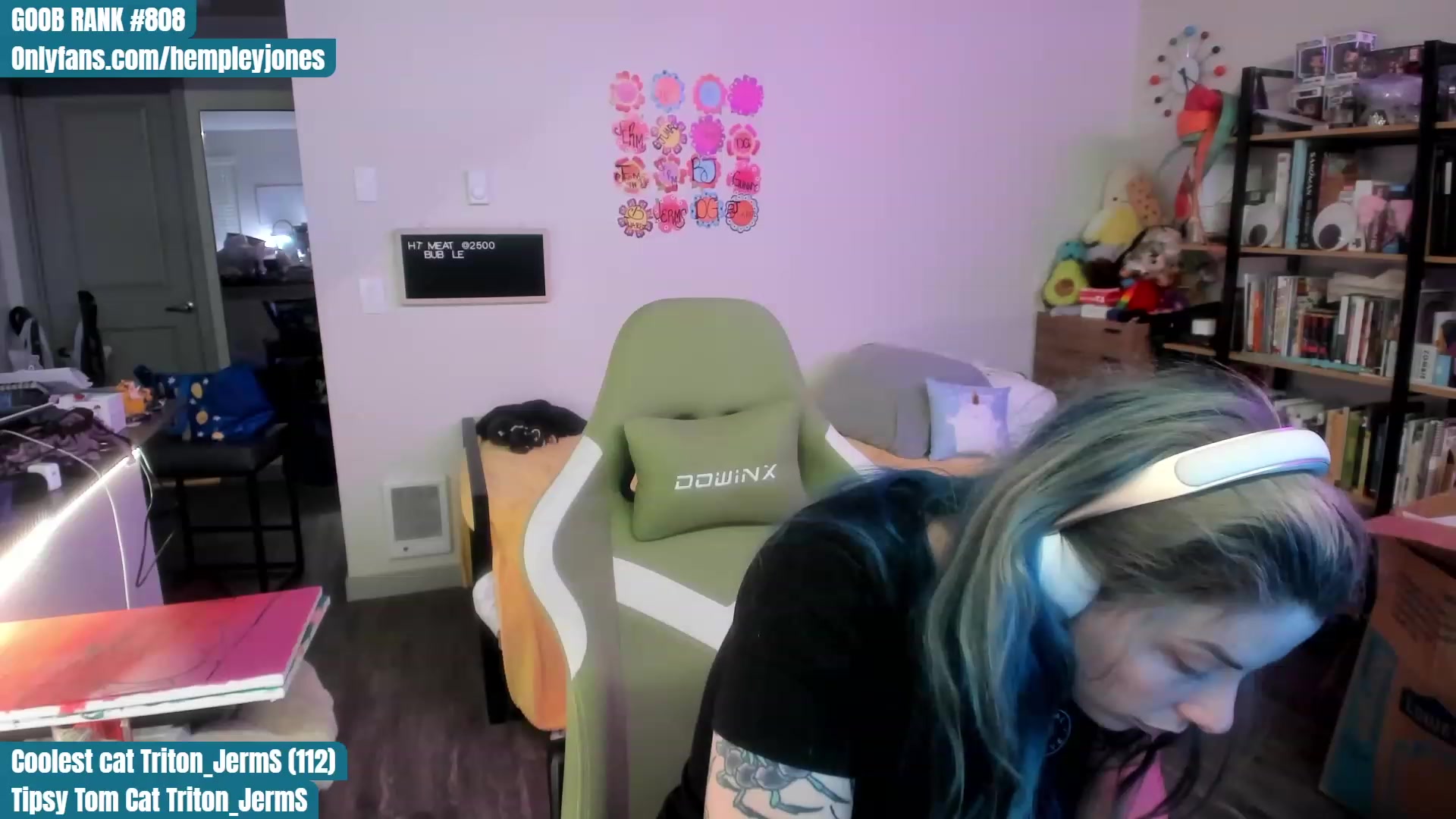 Gallery image thumbnail from Hemppopotamus's myfreecams stream on, 07/15/2023, 01:26 image 12 of 20
