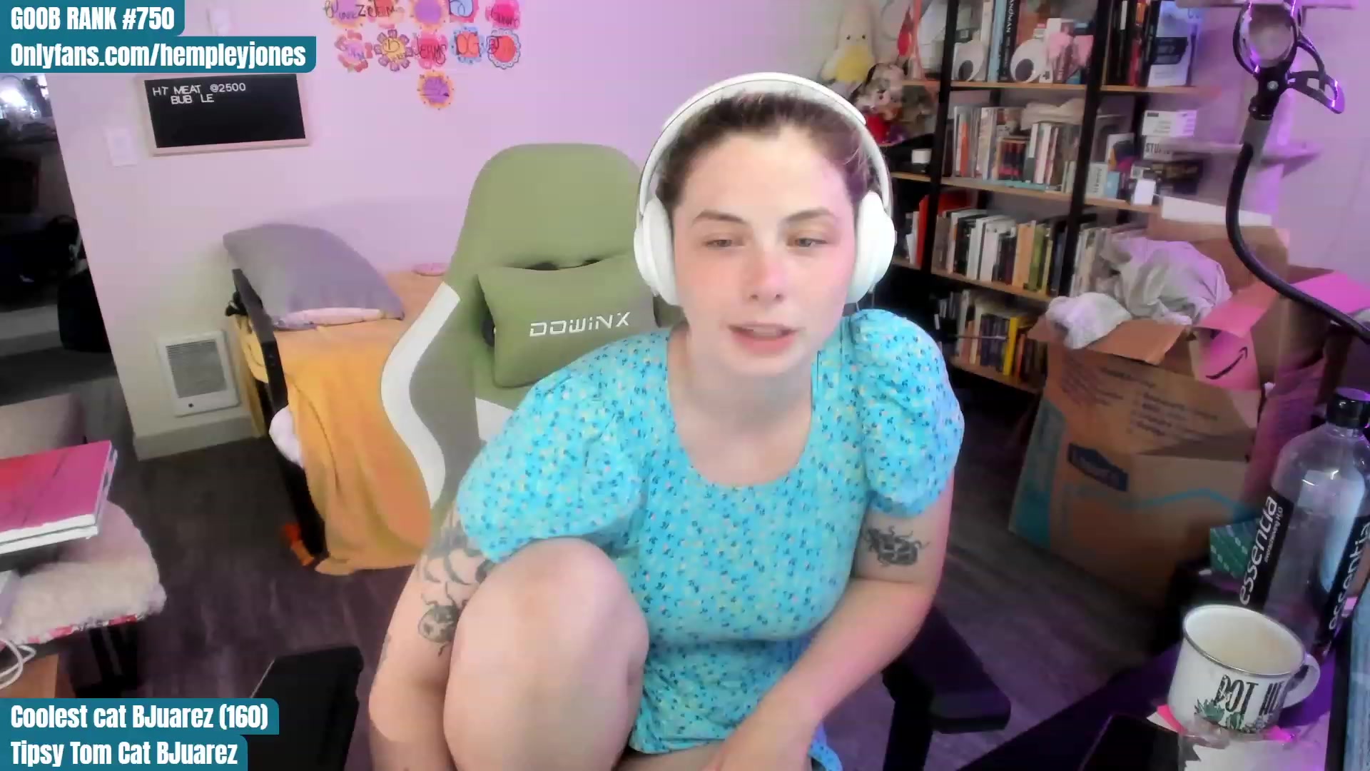 Gallery image thumbnail from Hemppopotamus's myfreecams stream on, 07/16/2023, 24:52 image 9 of 20