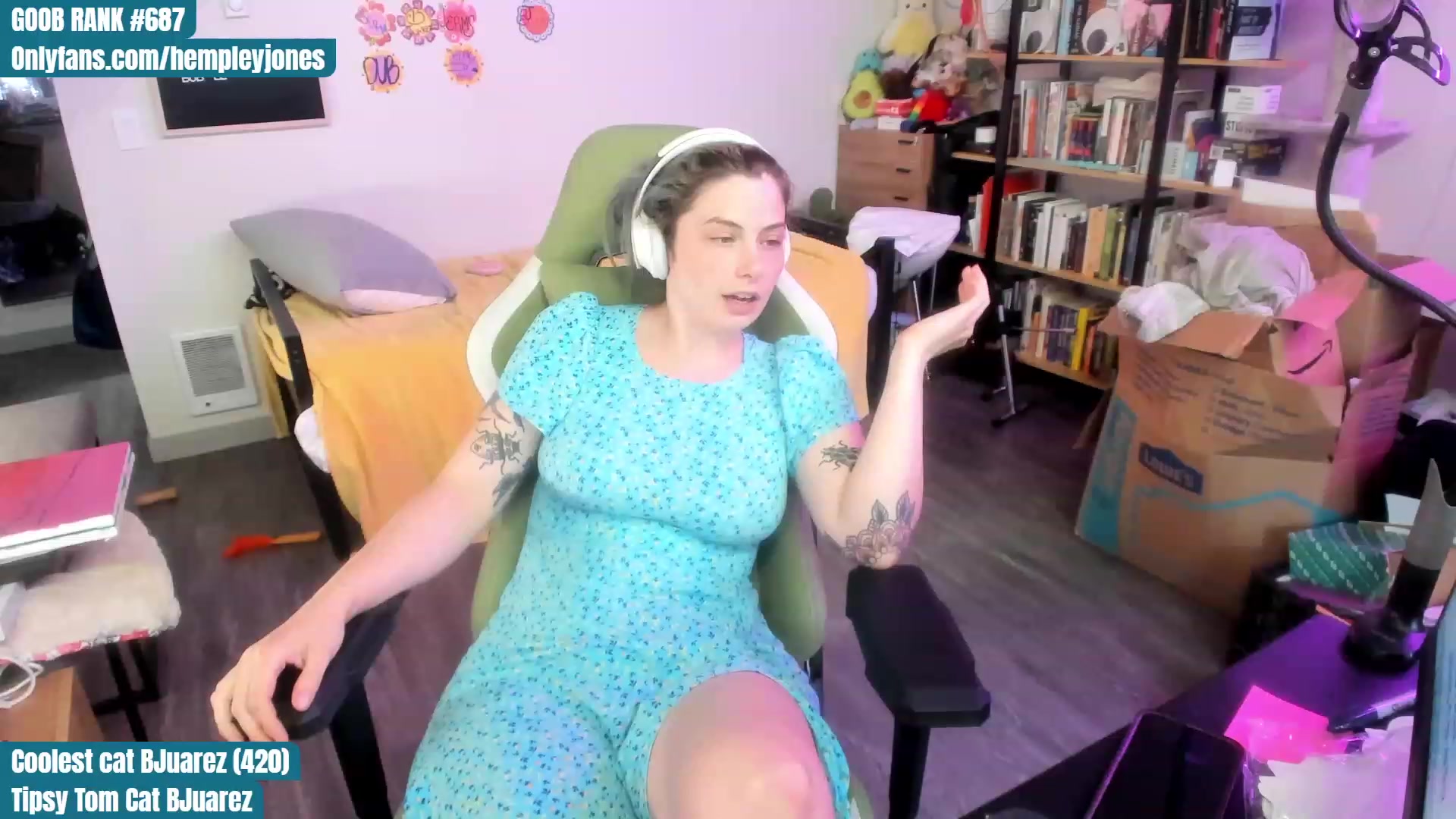 Gallery image thumbnail from Hemppopotamus's myfreecams stream on, 07/16/2023, 02:36 image 13 of 20
