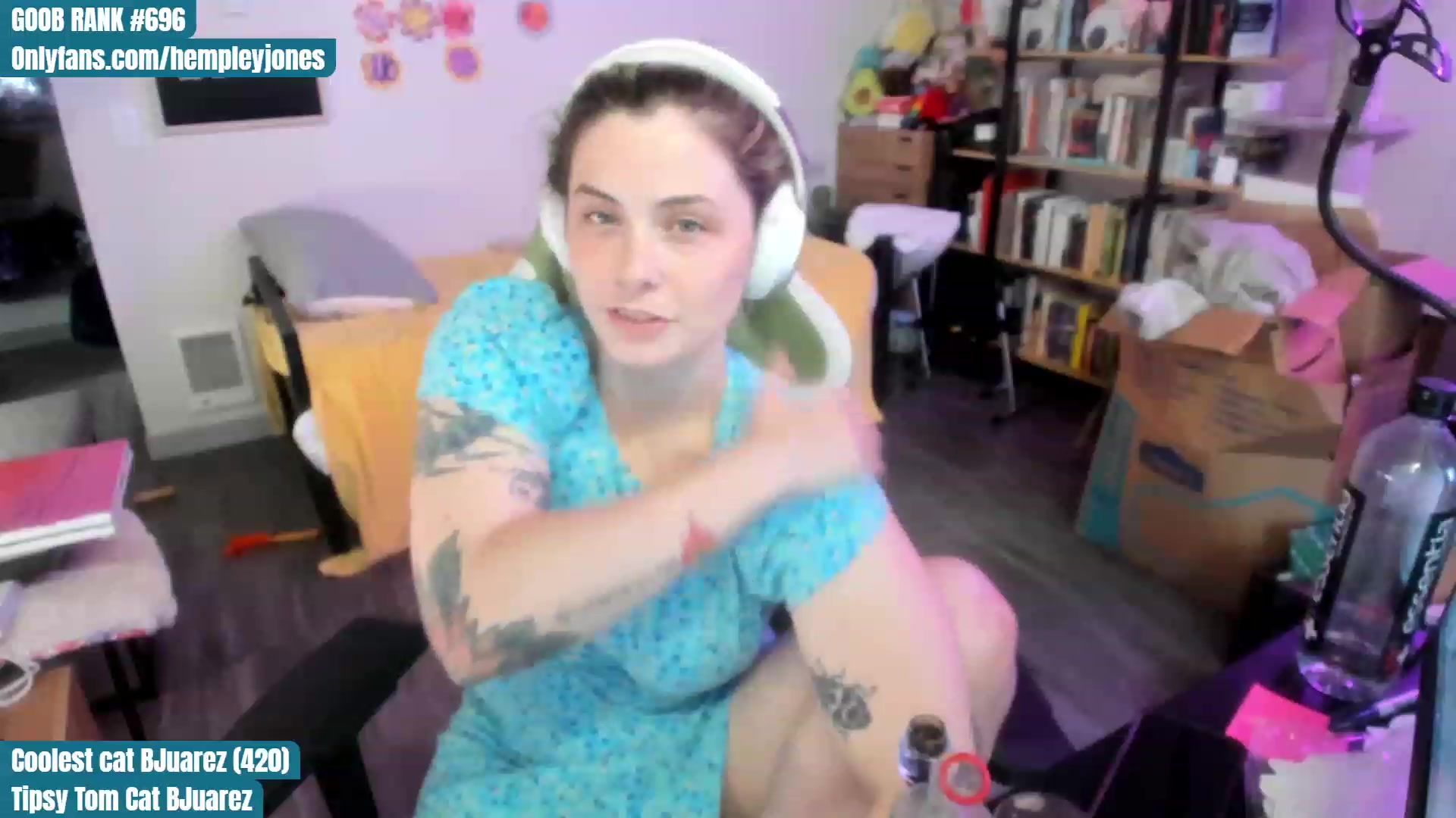 Gallery image thumbnail from Hemppopotamus's myfreecams stream on, 07/16/2023, 02:36 image 11 of 20