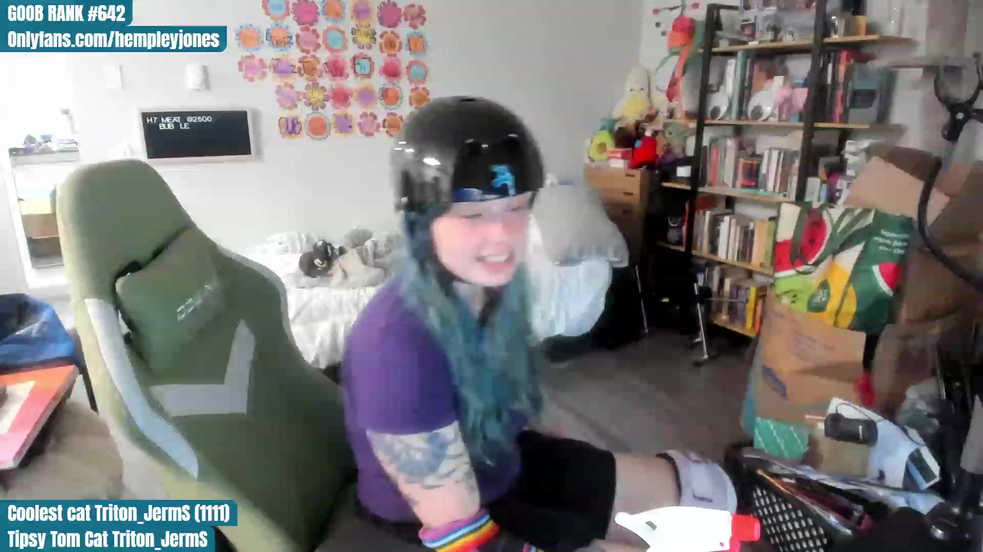 Gallery image thumbnail from Hemppopotamus's myfreecams stream on, 07/16/2023, 22:27 image 7 of 20
