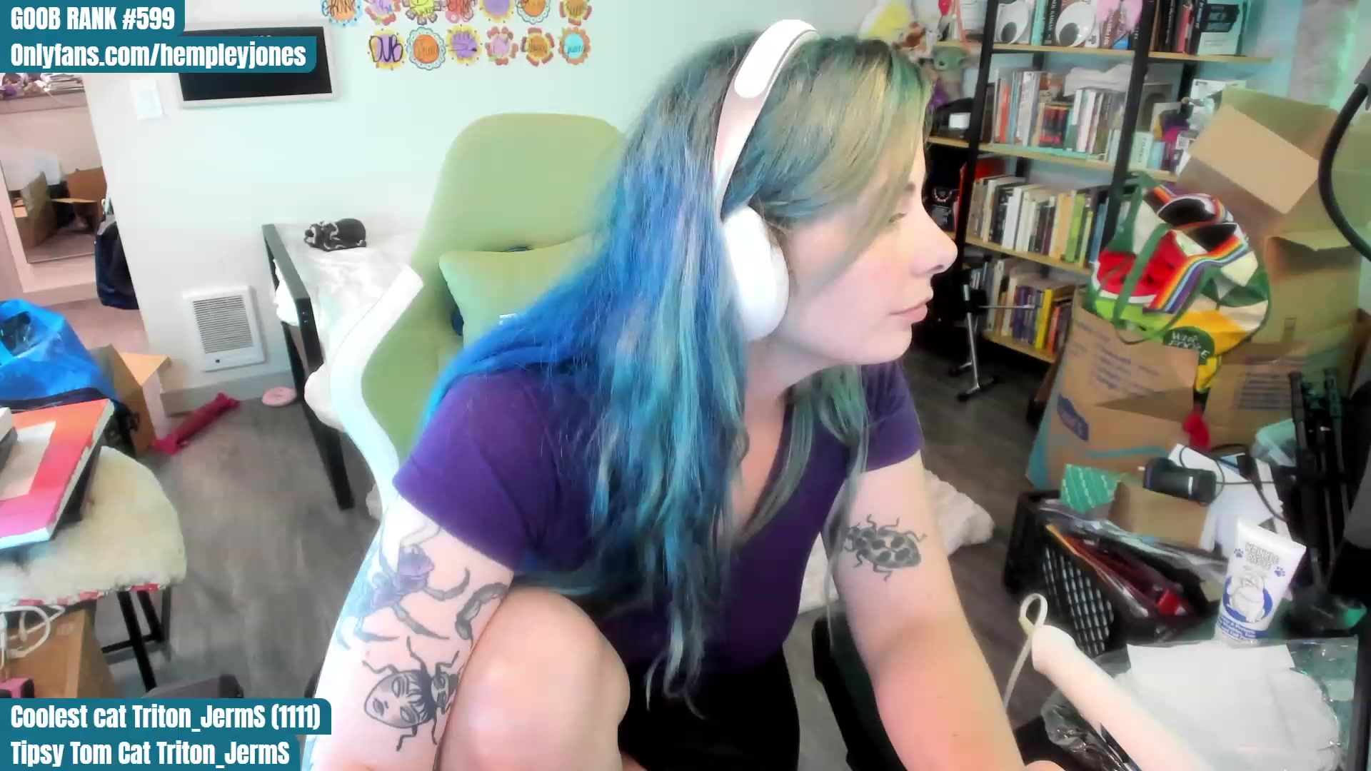 Gallery image thumbnail from Hemppopotamus's myfreecams stream on, 07/17/2023, 24:17 image 18 of 20