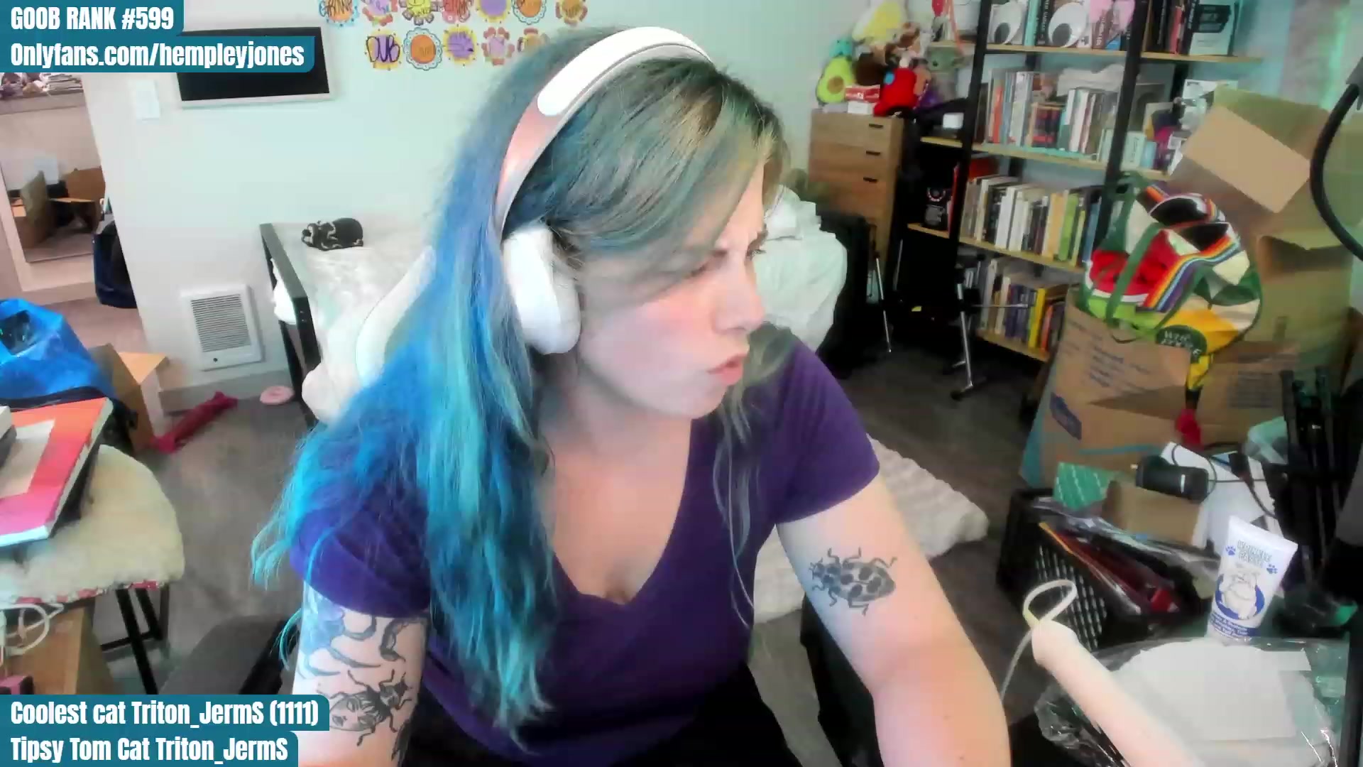 Gallery image thumbnail from Hemppopotamus's myfreecams stream on, 07/17/2023, 24:17 image 13 of 20