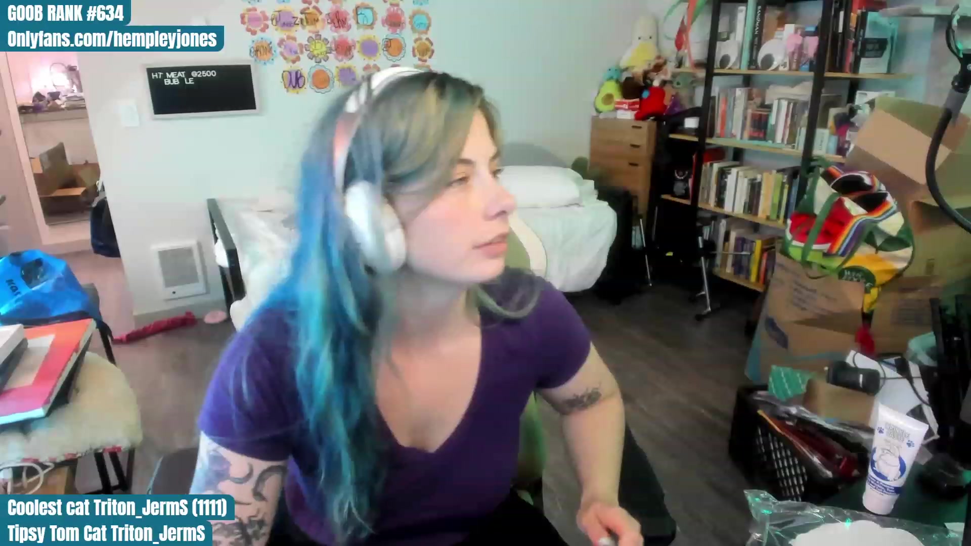Gallery image thumbnail from Hemppopotamus's myfreecams stream on, 07/17/2023, 24:17 image 2 of 20