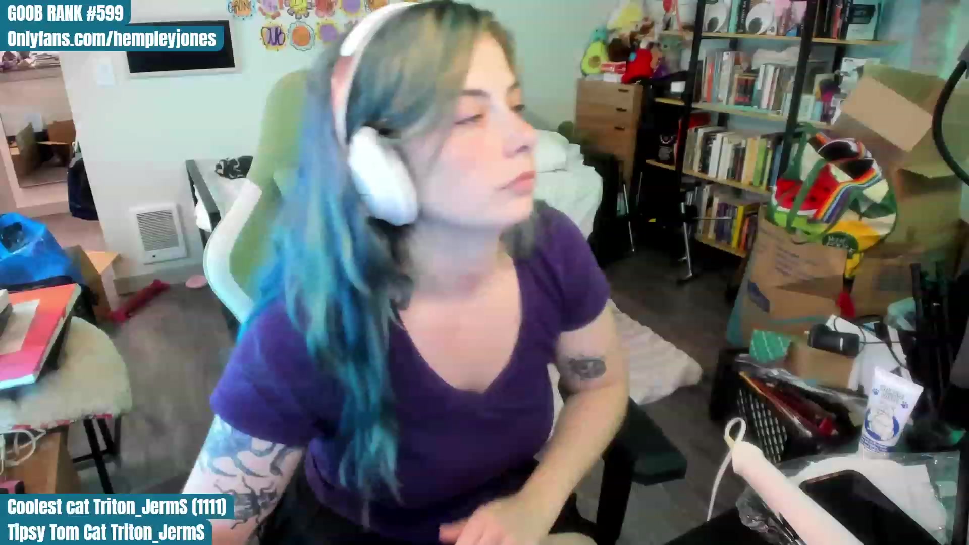 Gallery image thumbnail from Hemppopotamus's myfreecams stream on, 07/17/2023, 24:17 image 16 of 20
