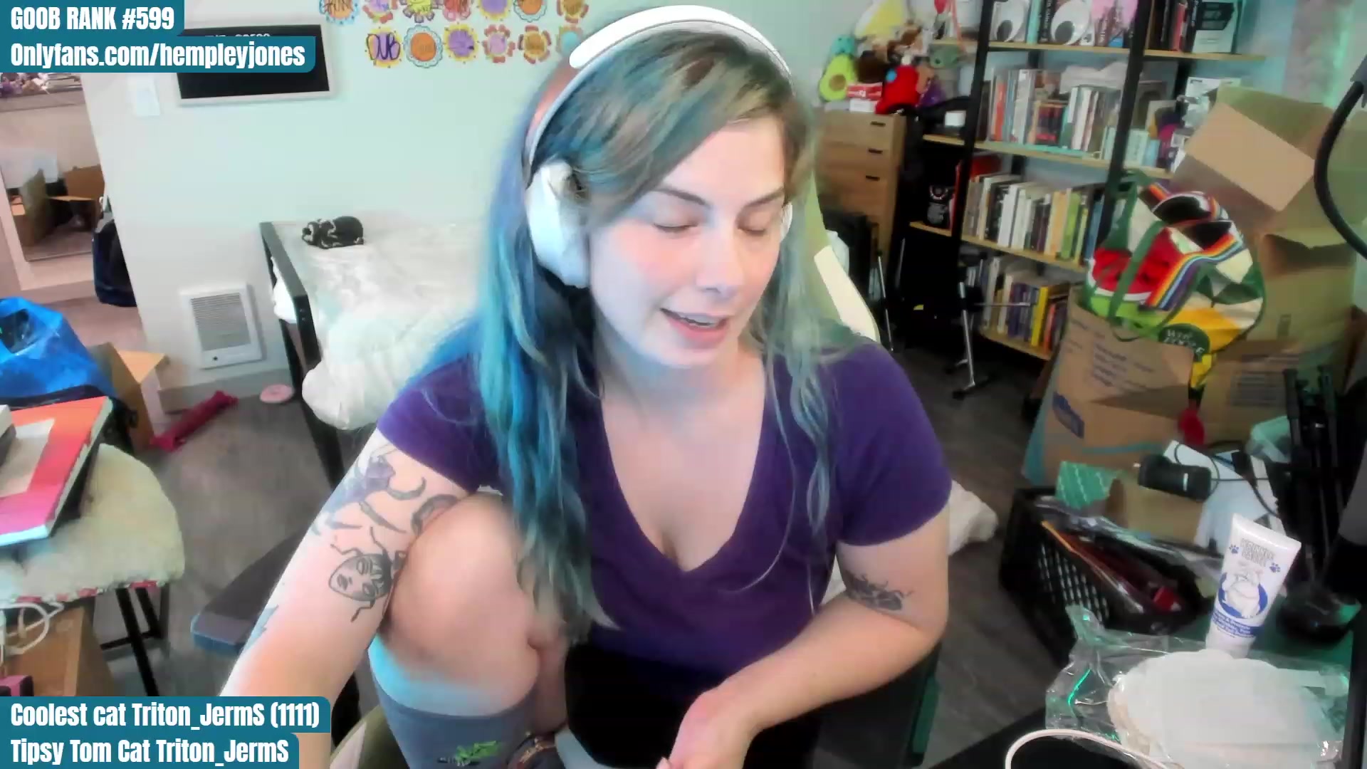 Gallery image thumbnail from Hemppopotamus's myfreecams stream on, 07/17/2023, 24:17 image 12 of 20