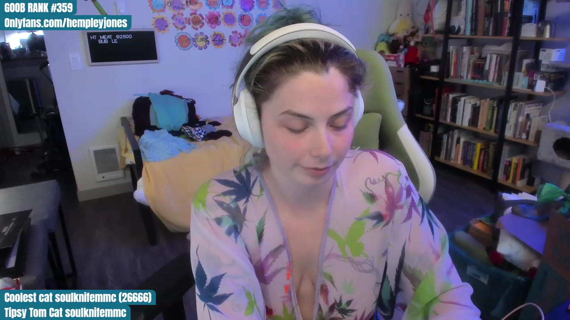 Gallery image thumbnail from Hemppopotamus's myfreecams stream on, 07/20/2023, 01:40 image 17 of 20