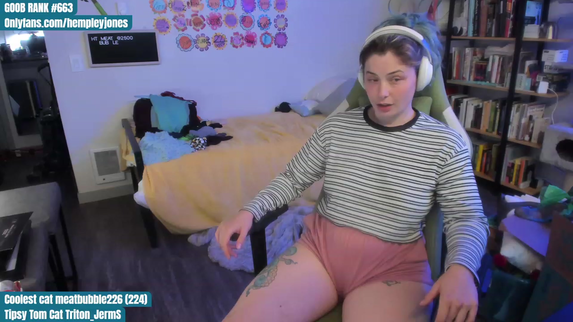 Gallery image thumbnail from Hemppopotamus's myfreecams stream on, 07/20/2023, 01:40 image 12 of 20