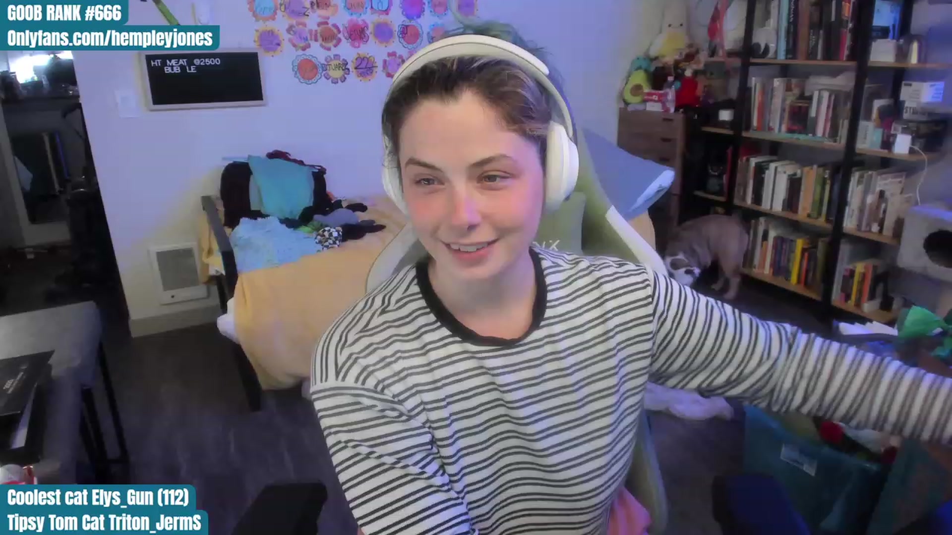 Gallery image thumbnail from Hemppopotamus's myfreecams stream on, 07/20/2023, 01:40 image 8 of 20