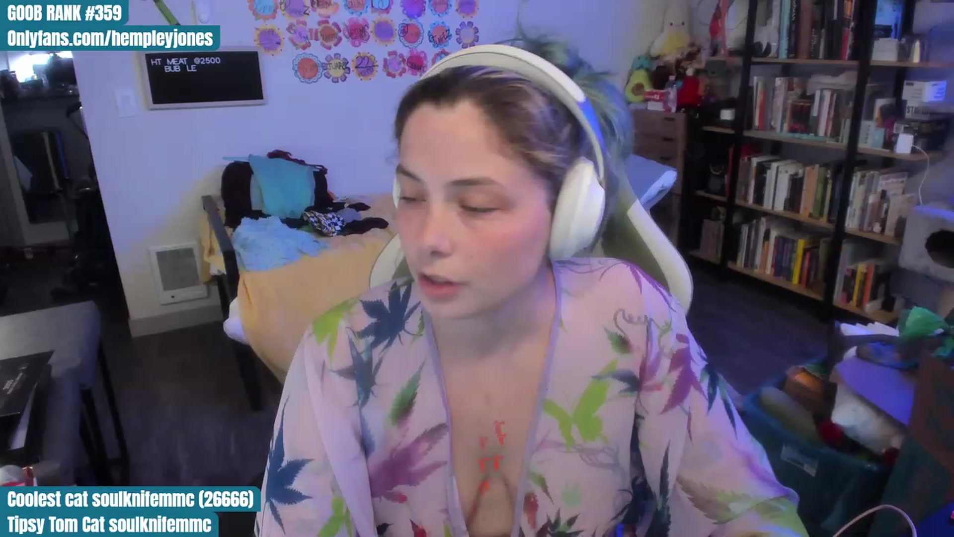 Gallery image thumbnail from Hemppopotamus's myfreecams stream on, 07/20/2023, 01:40 image 19 of 20