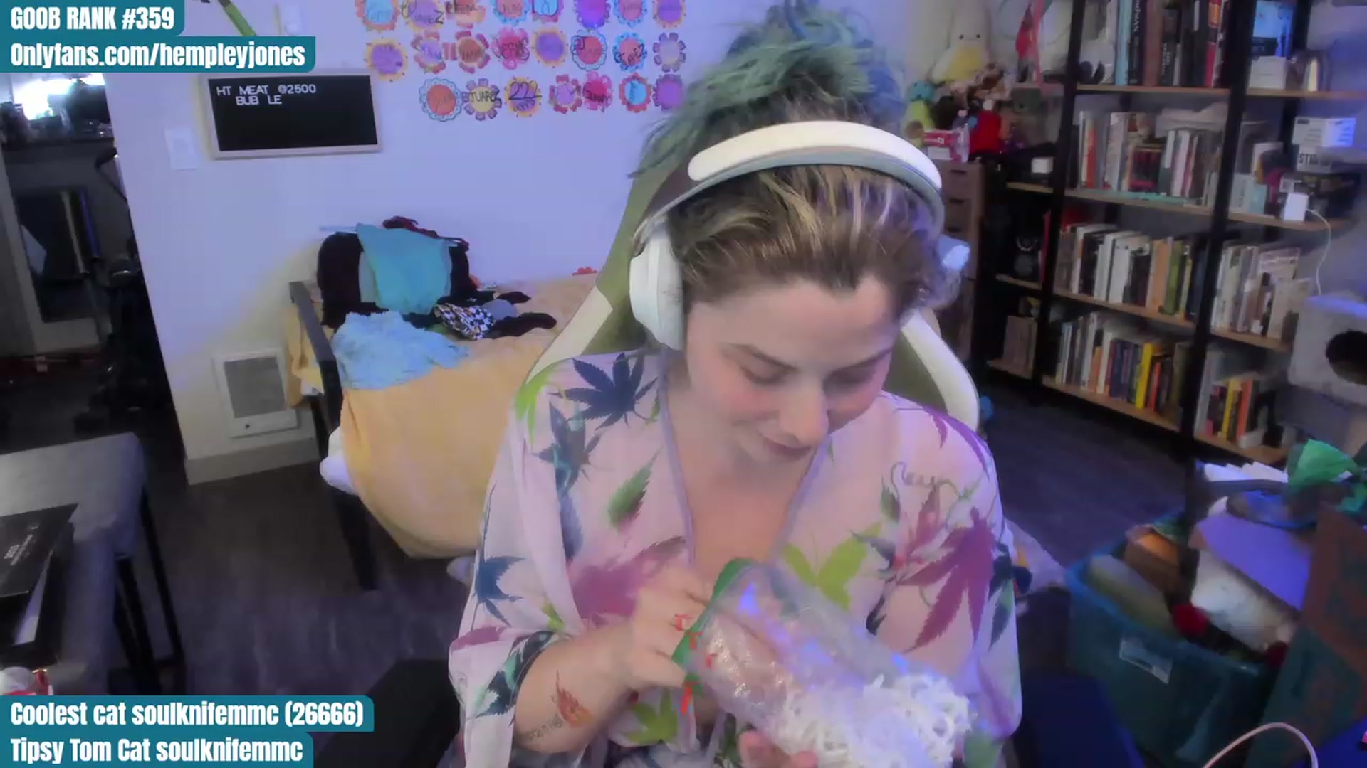 Gallery image thumbnail from Hemppopotamus's myfreecams stream on, 07/20/2023, 01:40 image 20 of 20