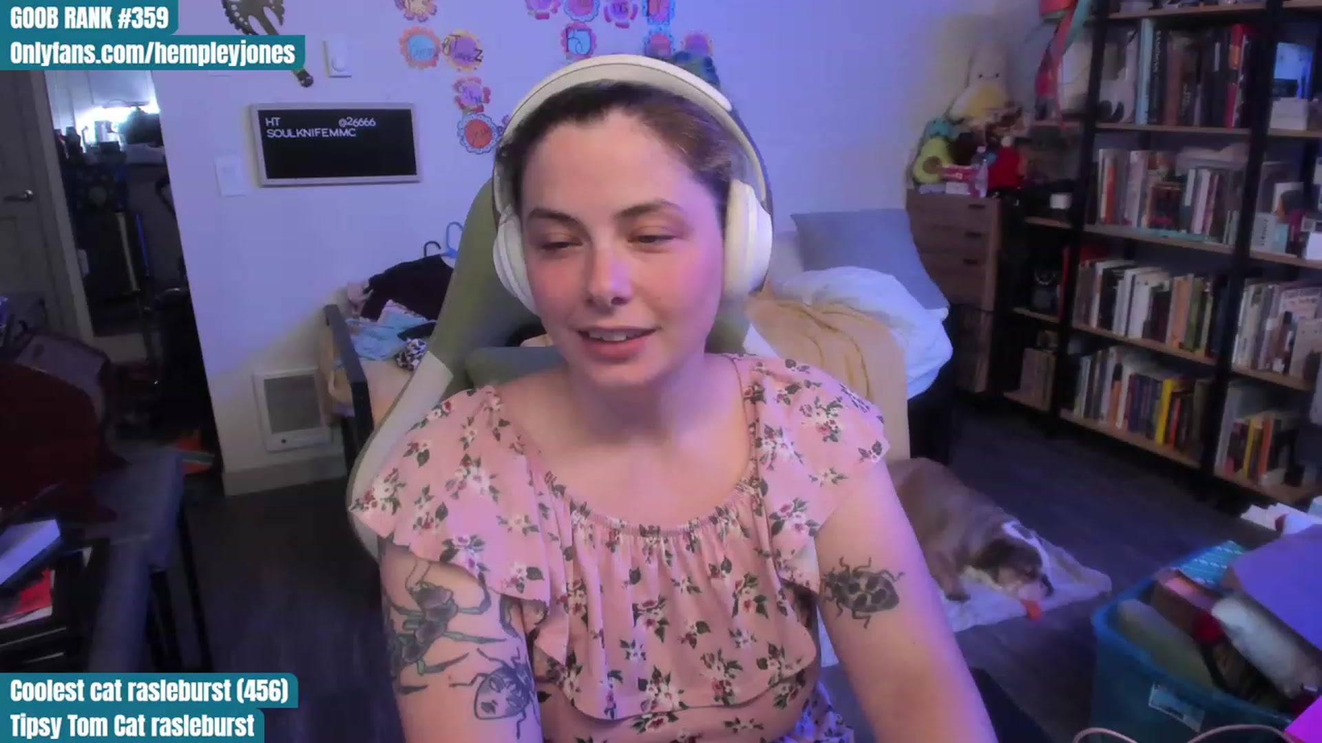 Gallery image thumbnail from Hemppopotamus's myfreecams stream on, 07/21/2023, 01:14 image 10 of 20