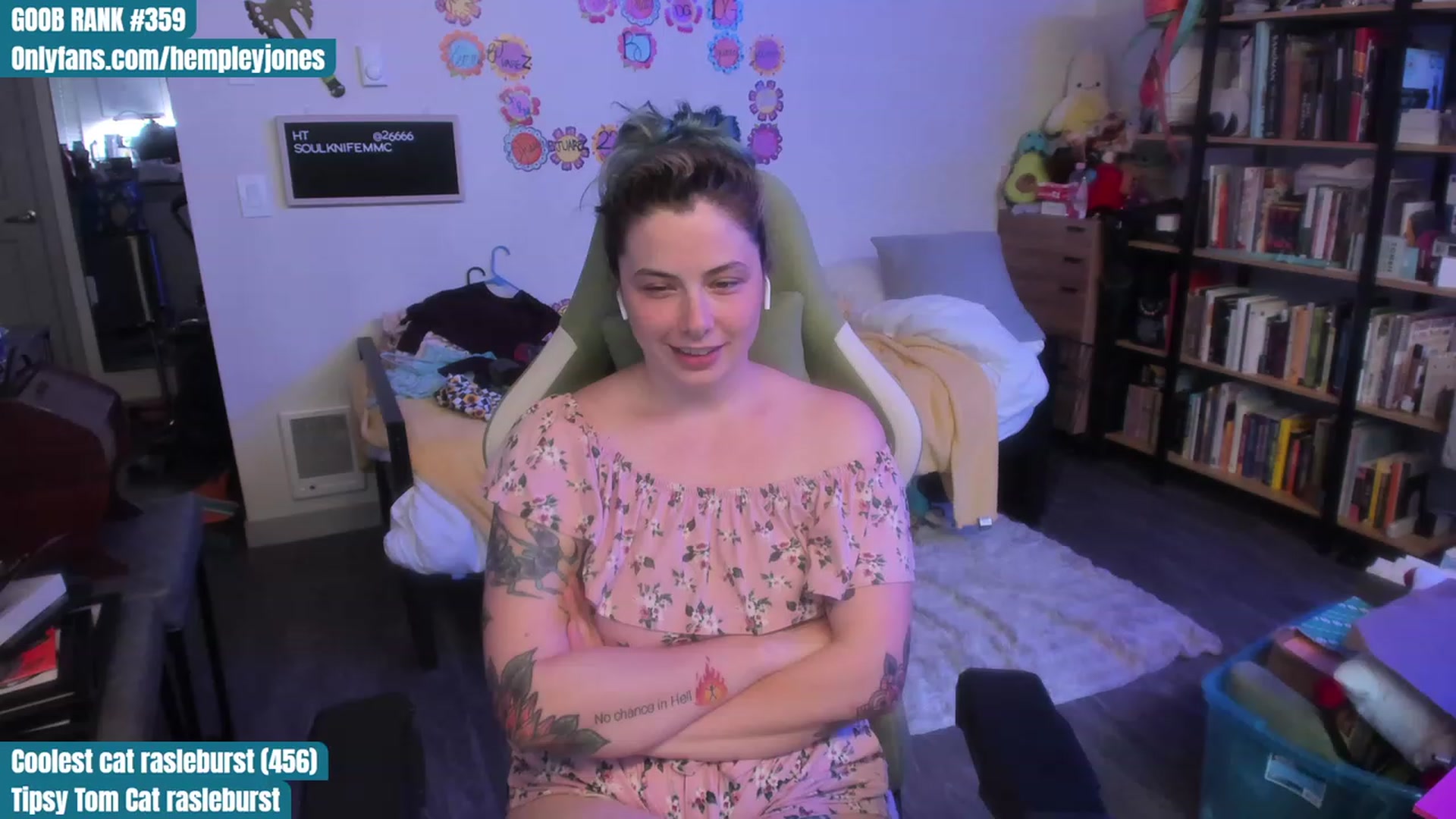 Gallery image thumbnail from Hemppopotamus's myfreecams stream on, 07/21/2023, 01:14 image 19 of 20