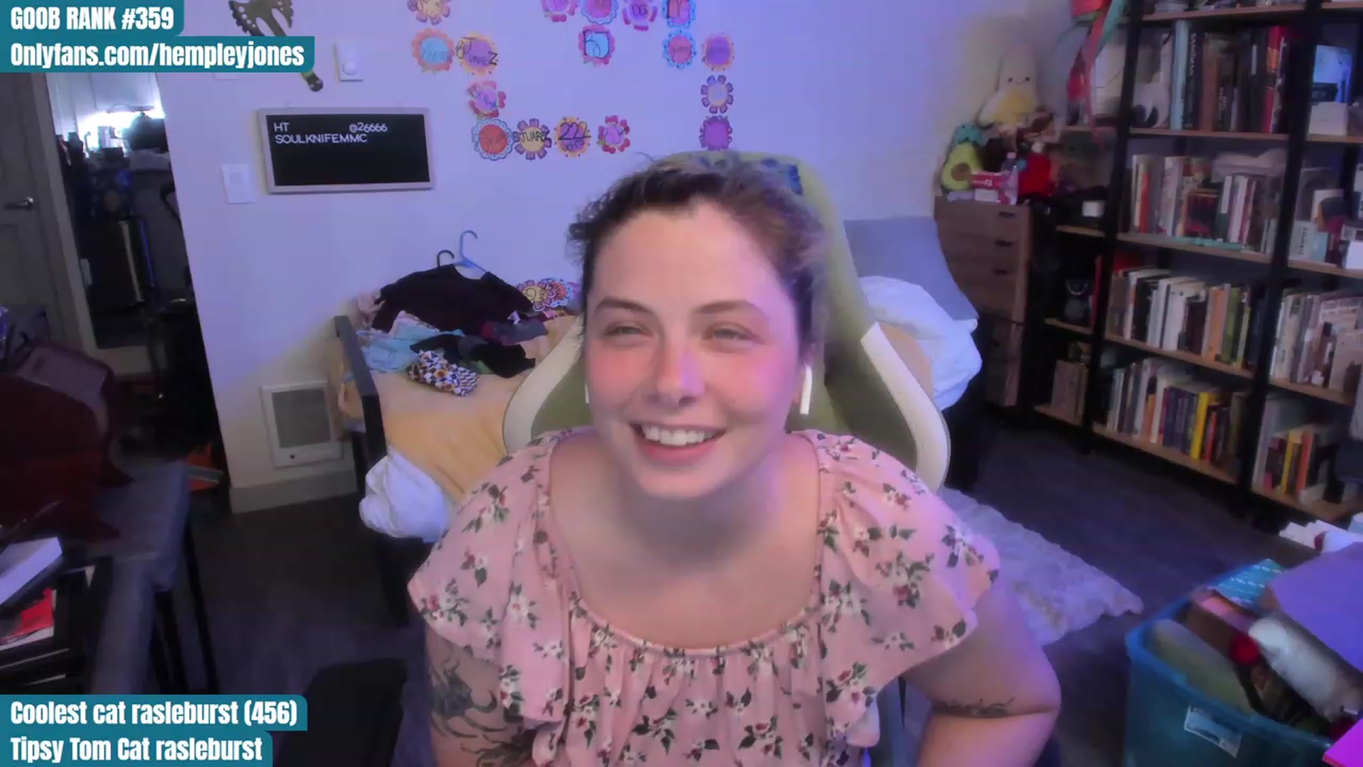 Gallery image thumbnail from Hemppopotamus's myfreecams stream on, 07/21/2023, 01:14 image 18 of 20