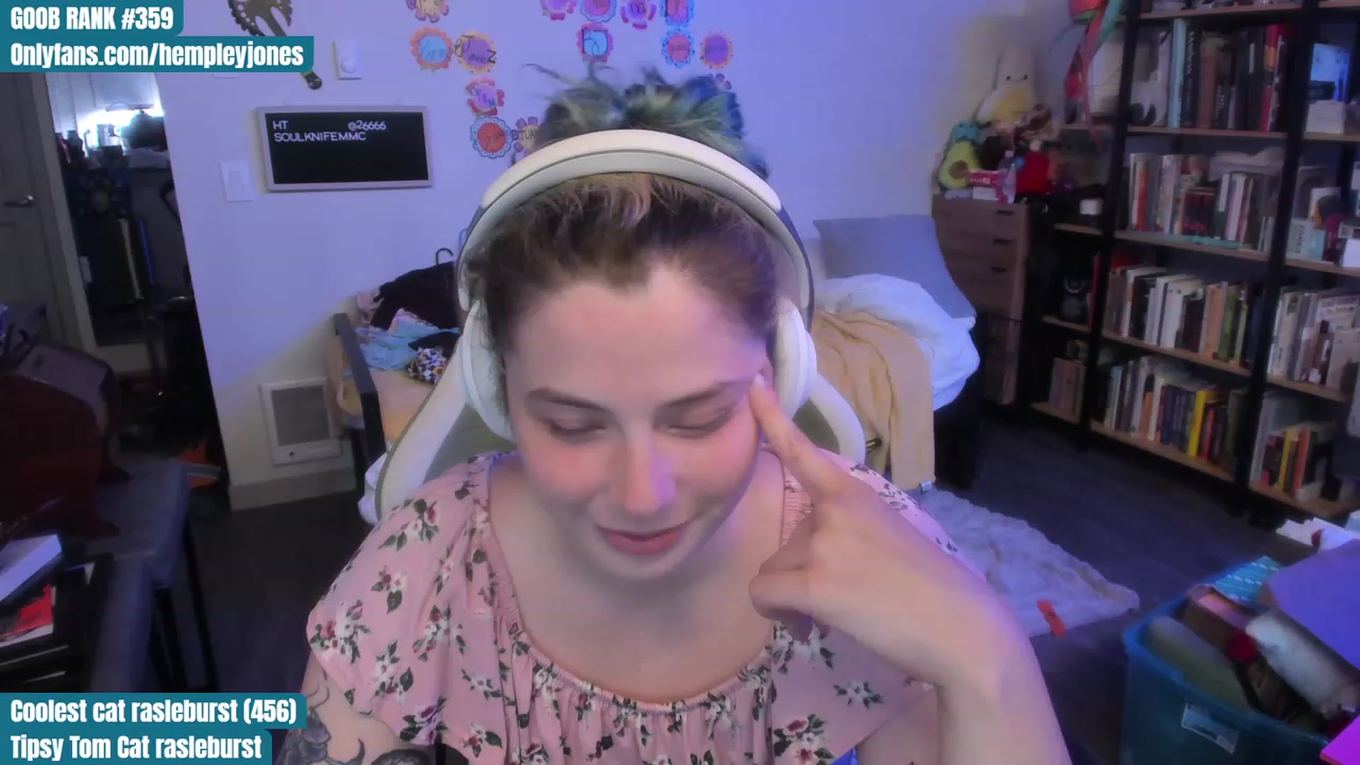 Gallery image thumbnail from Hemppopotamus's myfreecams stream on, 07/21/2023, 01:14 image 6 of 20