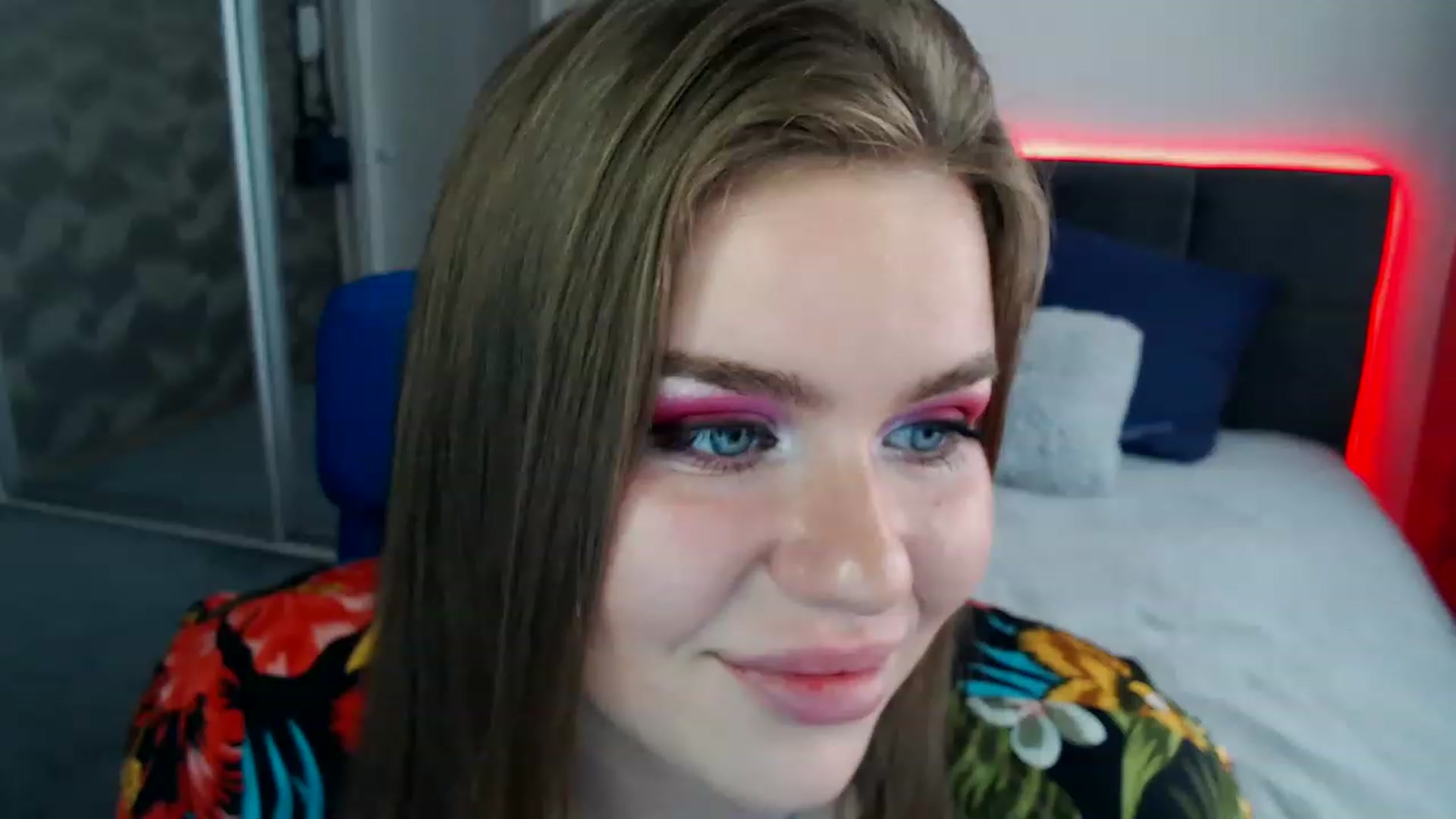 Gallery image thumbnail from Hensonella's myfreecams stream on, 04/24/2023, 16:07 image 5 of 20