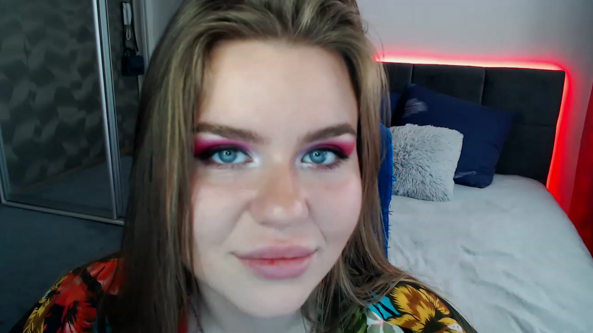 Gallery image thumbnail from Hensonella's myfreecams stream on, 04/24/2023, 16:07 image 13 of 20