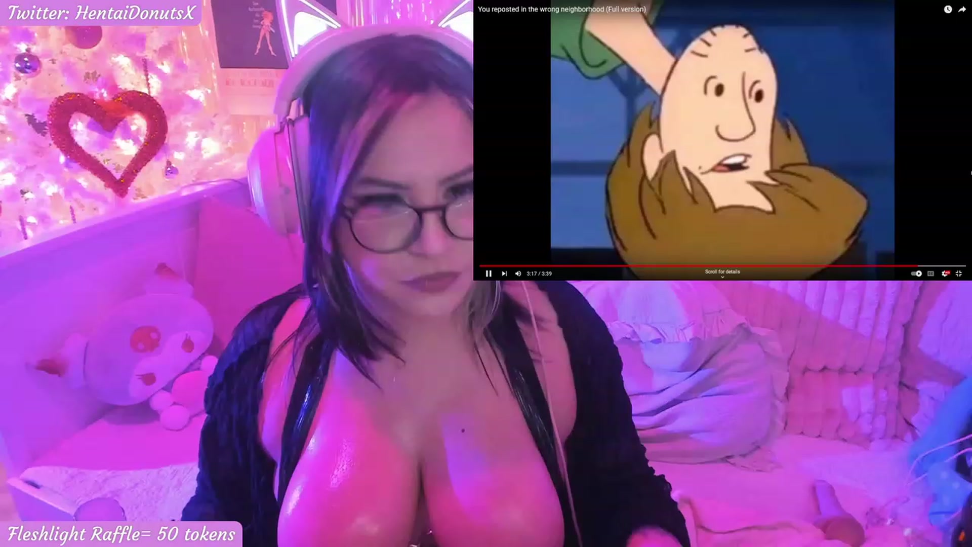 Gallery image thumbnail from HentaiDonuts's myfreecams stream on, 02/09/2023, 07:27 image 9 of 20