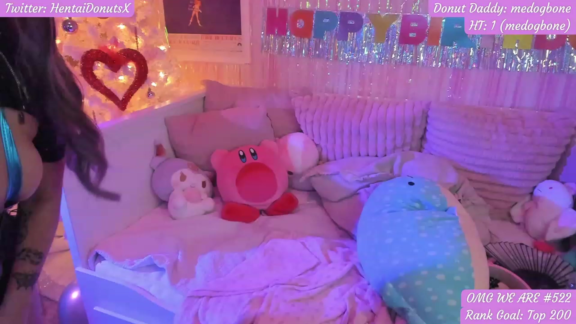 Gallery image thumbnail from HentaiDonuts's myfreecams stream on, 04/01/2023, 08:39 image 7 of 20