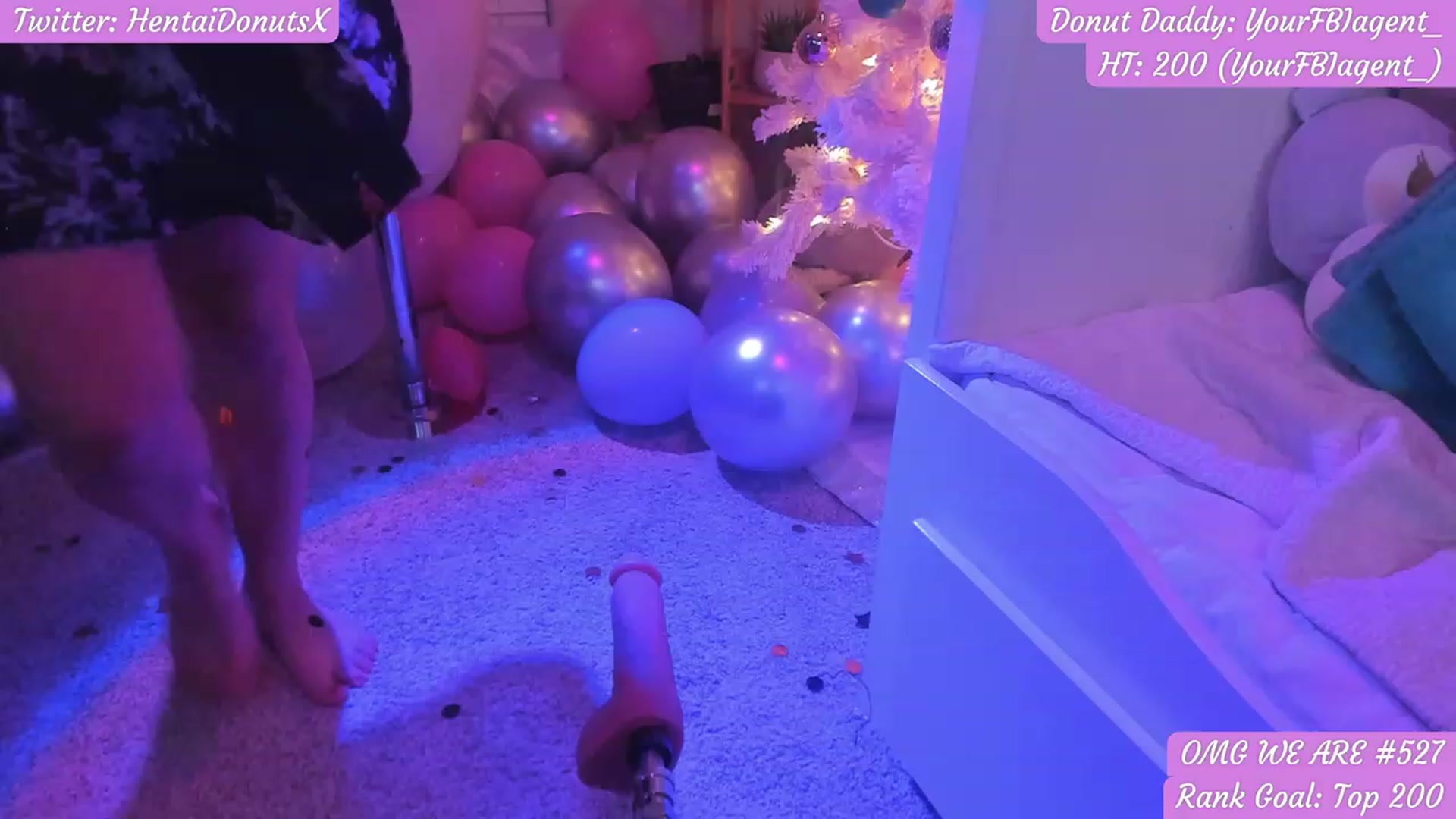 Gallery image thumbnail from HentaiDonuts's myfreecams stream on, 04/01/2023, 09:50 image 13 of 20