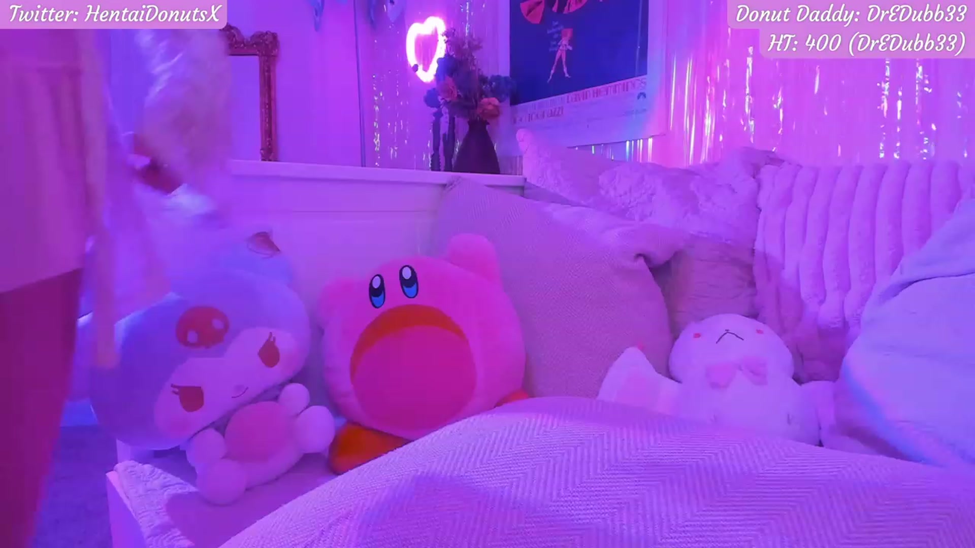 Gallery image thumbnail from HentaiDonuts's myfreecams stream on, 06/24/2023, 06:18 image 10 of 20