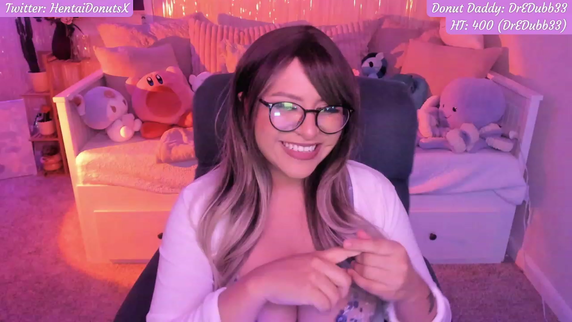 Gallery image thumbnail from HentaiDonuts's myfreecams stream on, 07/07/2023, 04:06 image 2 of 20