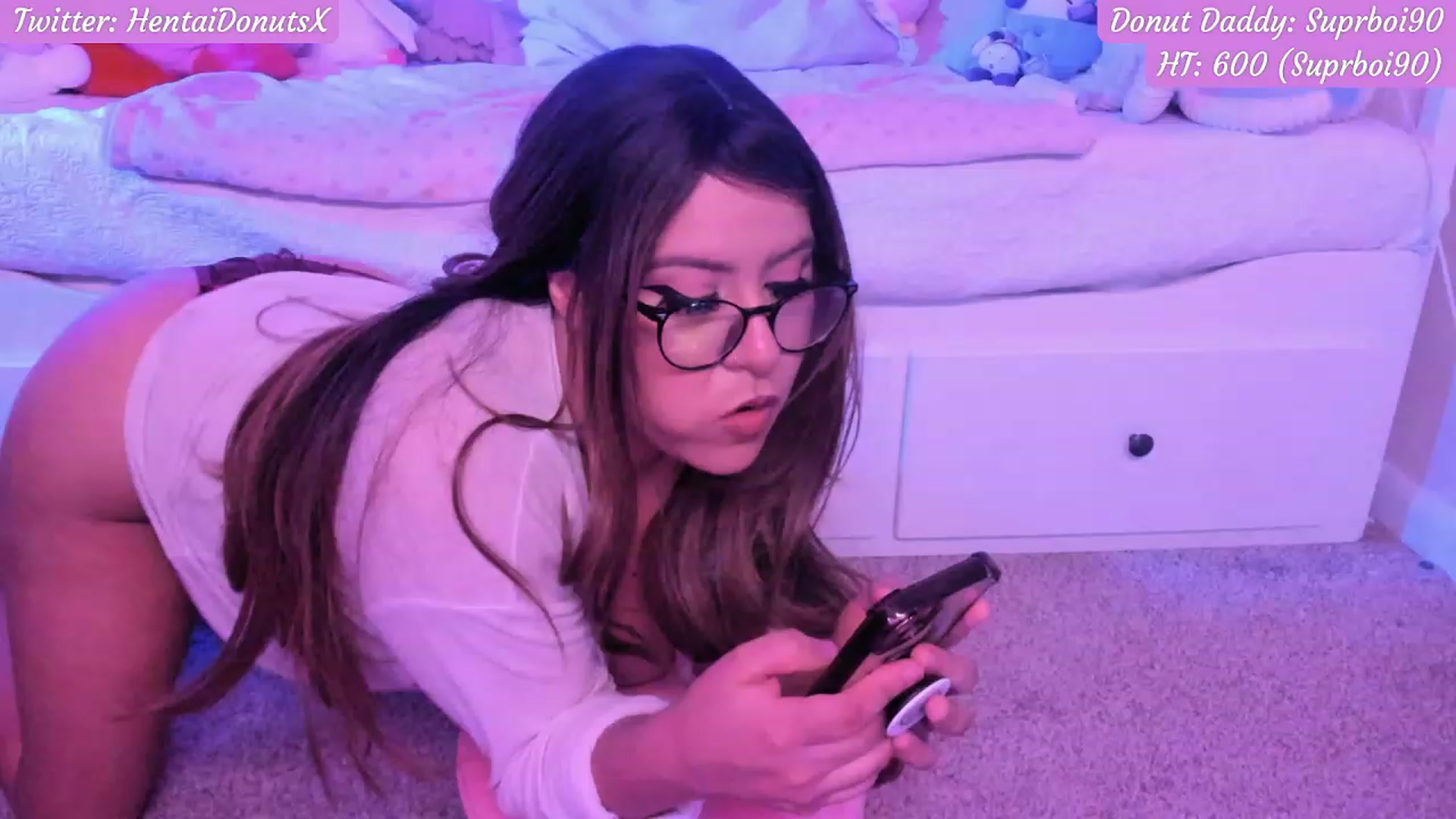 Gallery image thumbnail from HentaiDonuts's myfreecams stream on, 07/14/2023, 06:29 image 1 of 20